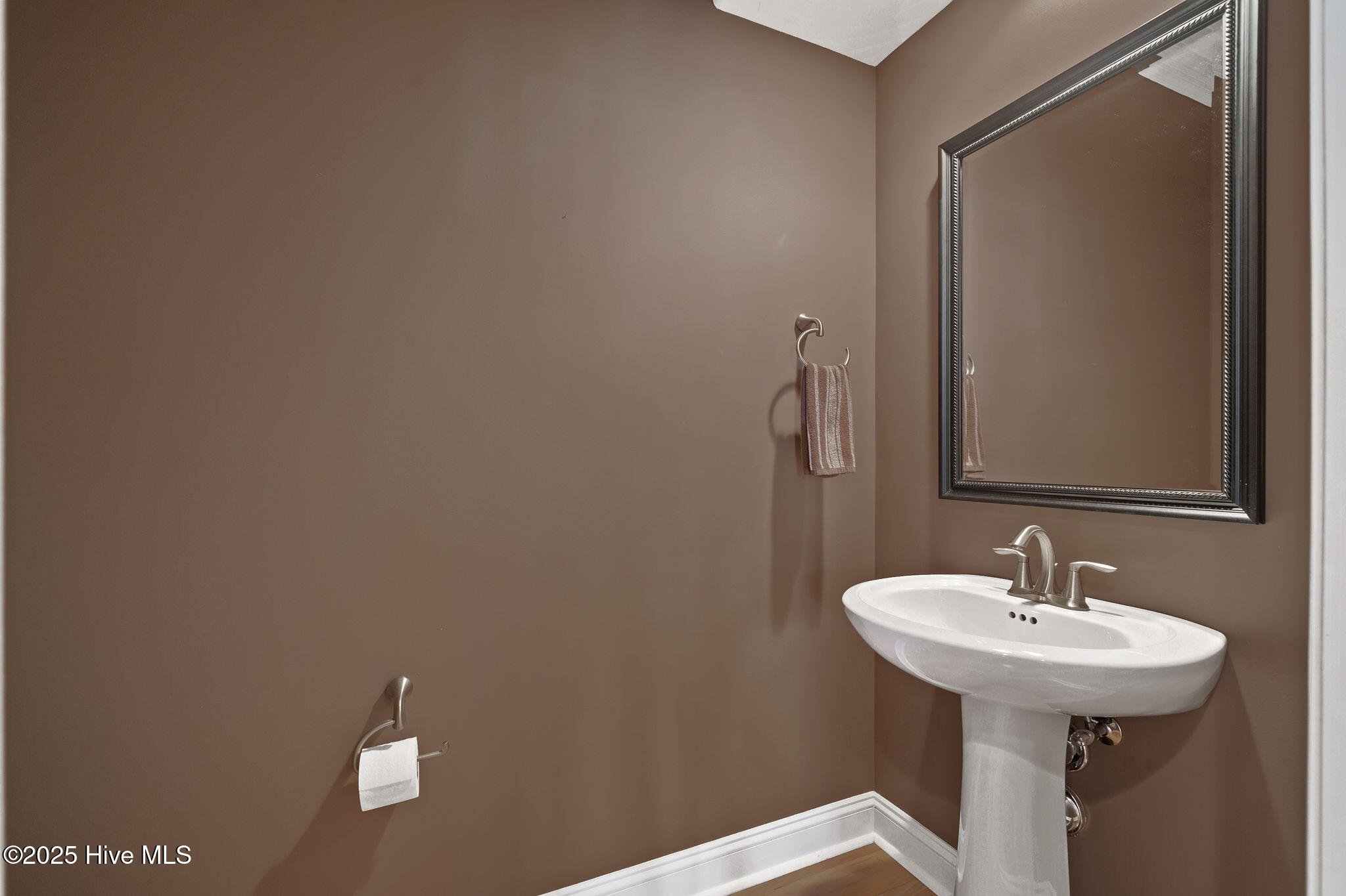 100542453 | Photo 20