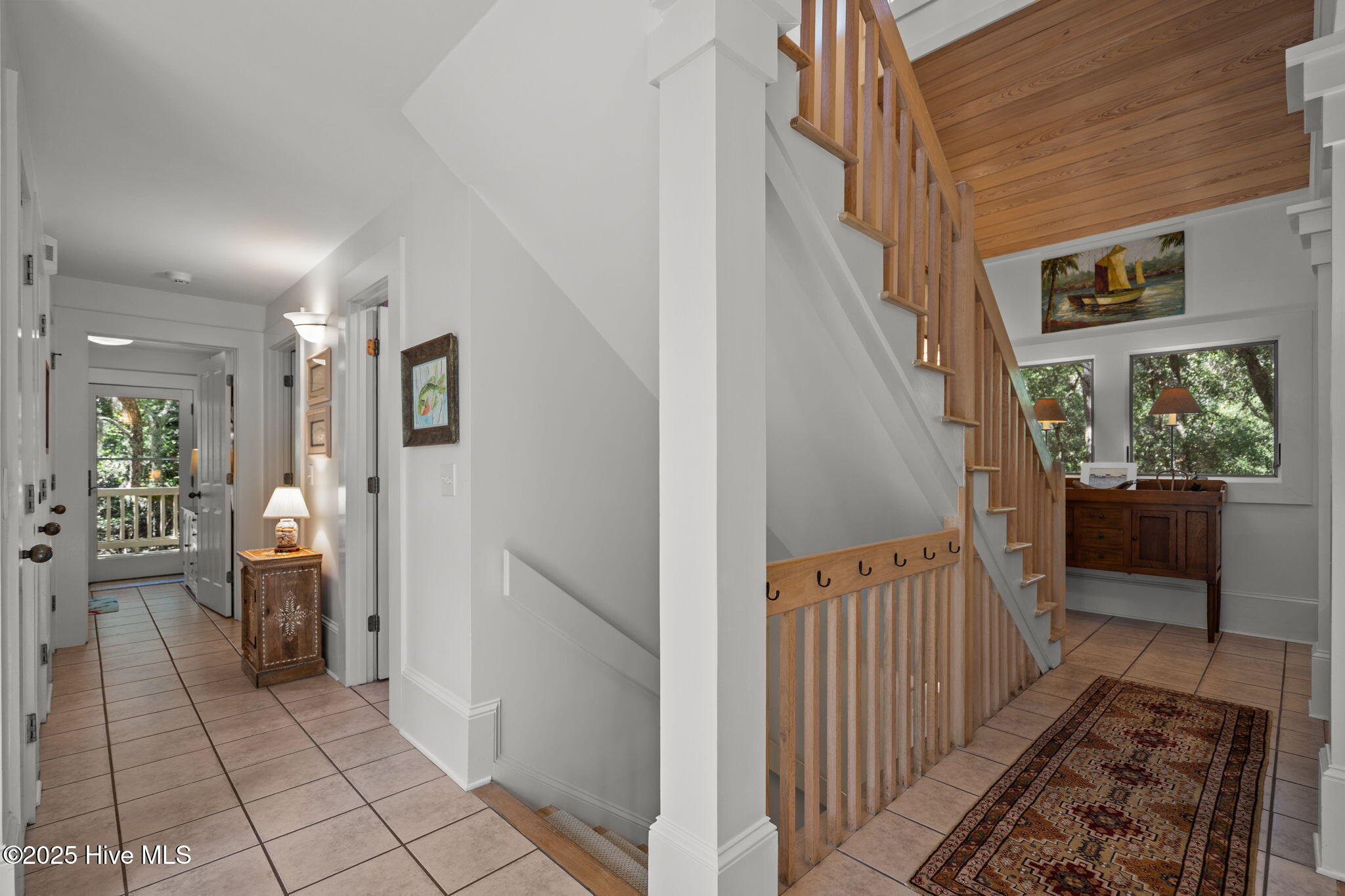 100501952 | Photo 22