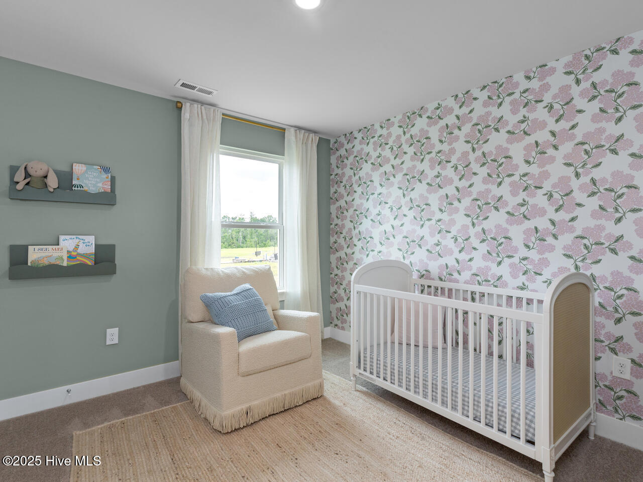 100520453 | Photo 26