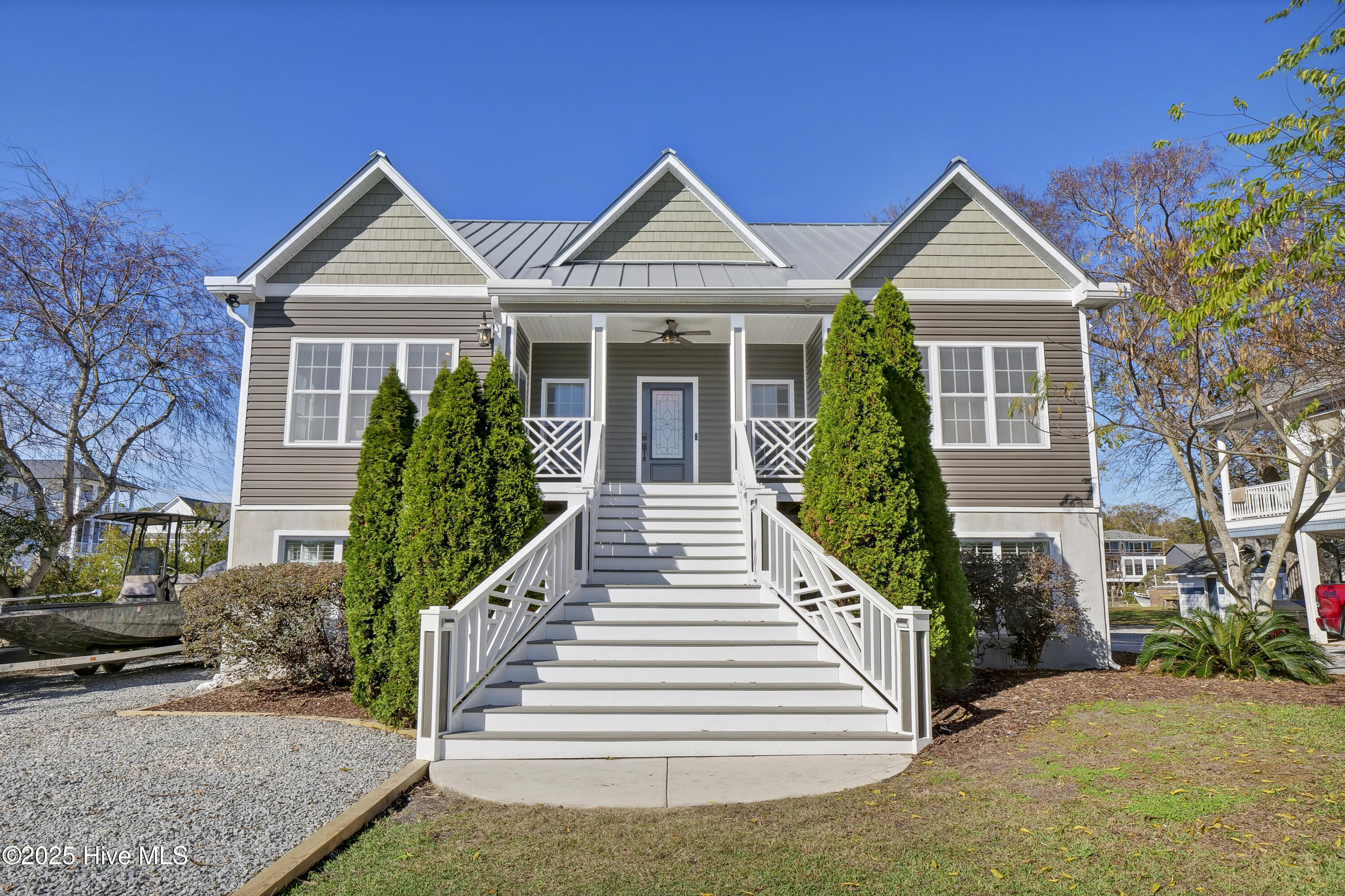 100543040 | Photo 57