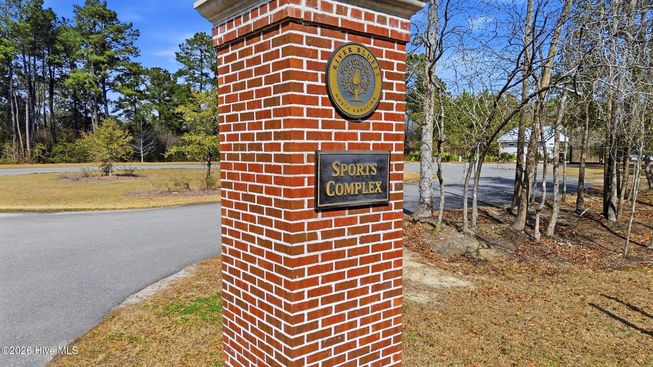 100560979 | Photo 58