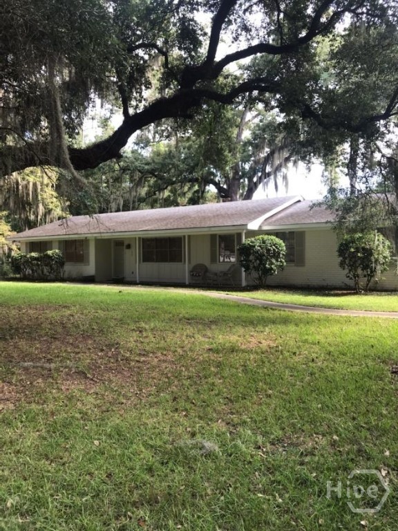 17 Piney Point Road, Savannah, GA 31410 Listing Photo  1