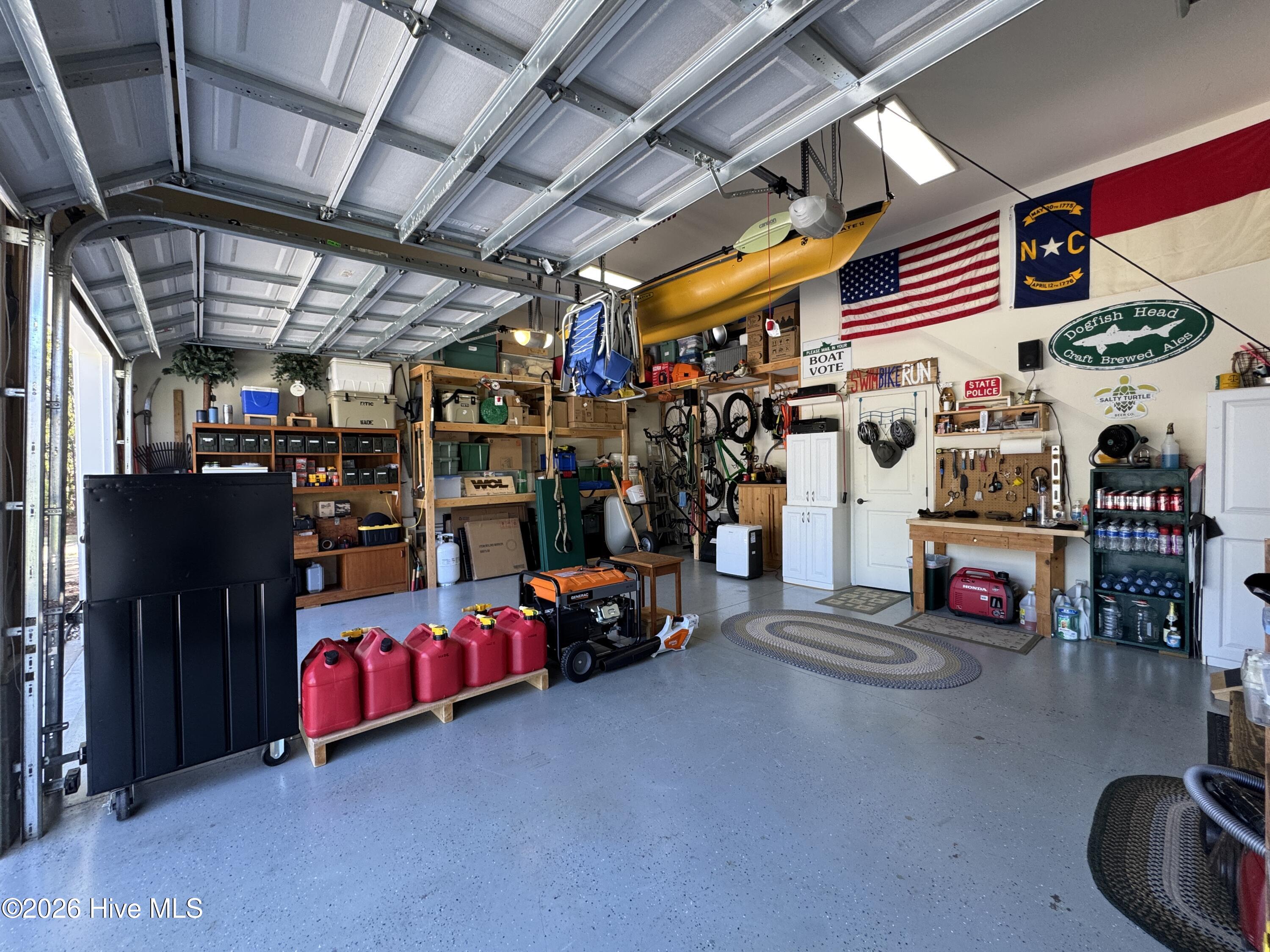 100565124 | Photo 41