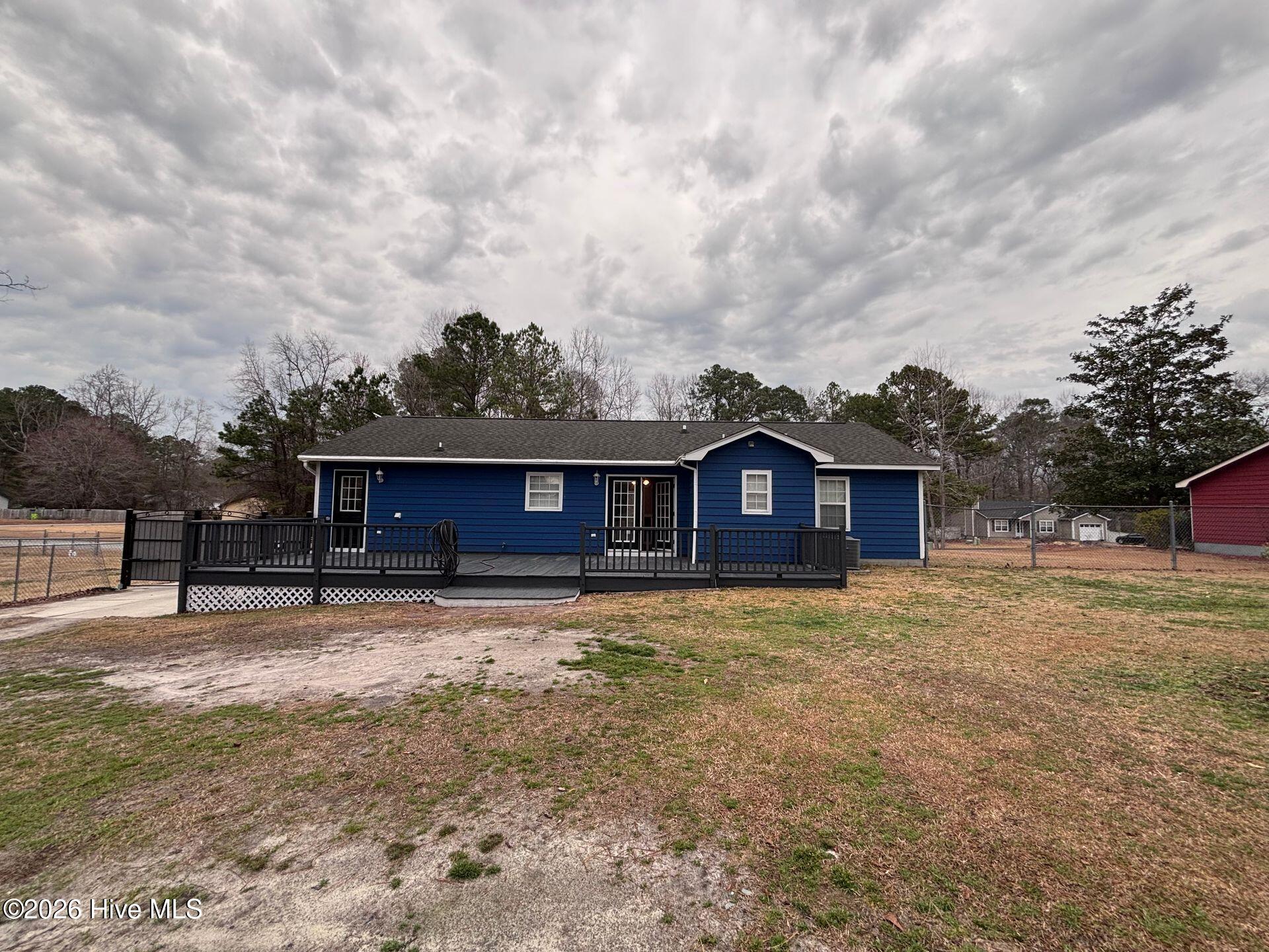 100555707 | Photo 30