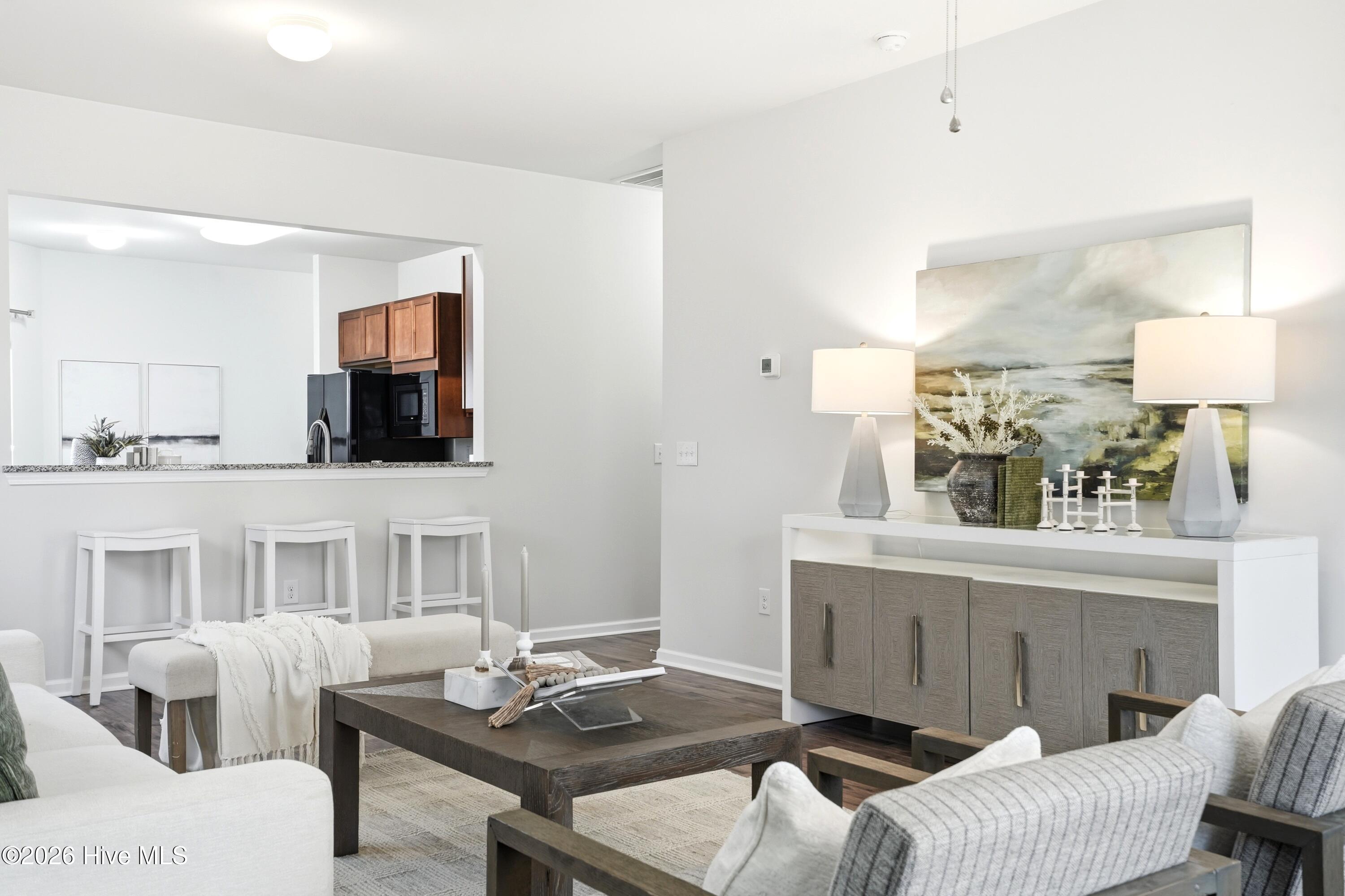 100553479 | Photo 12