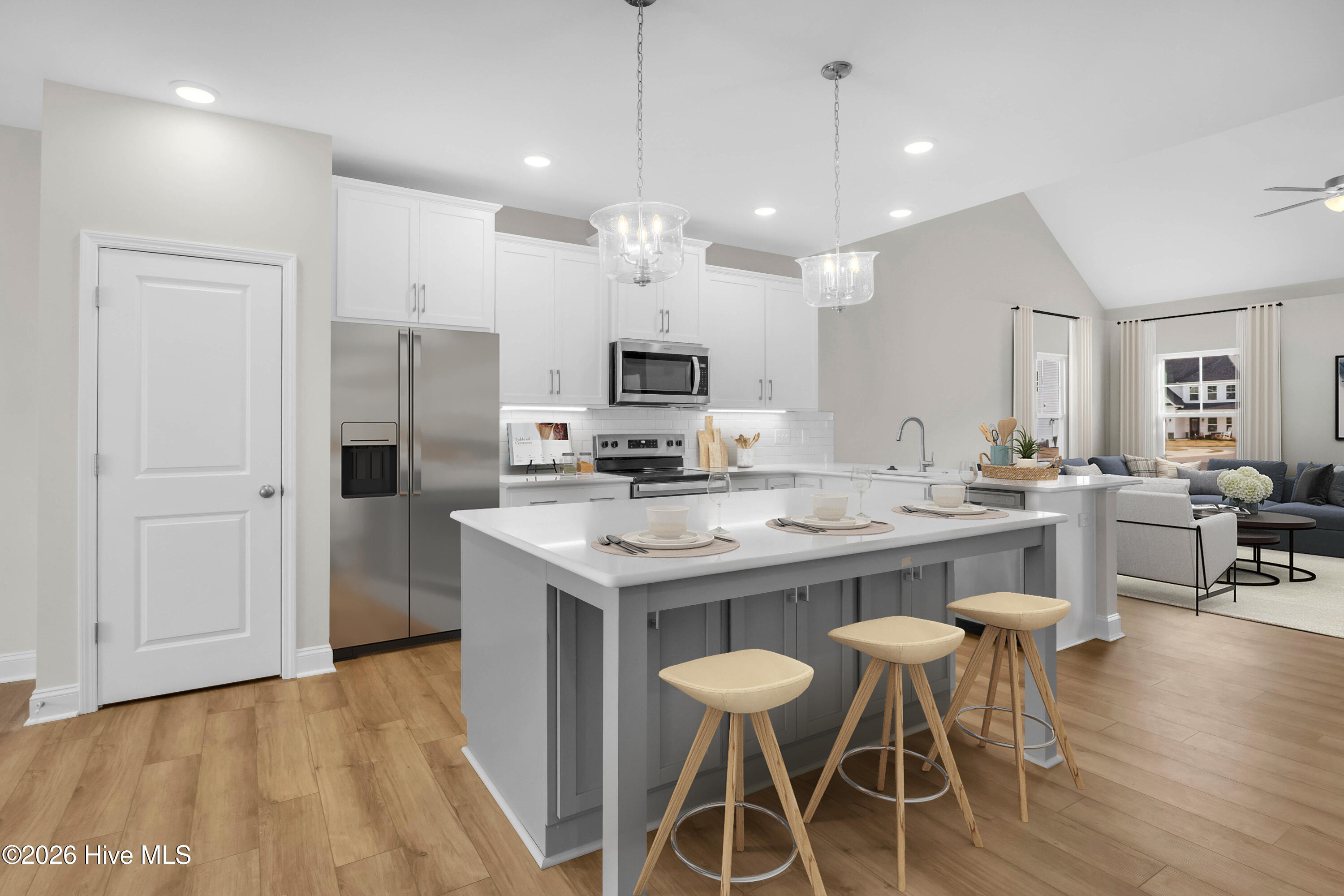 100552791 | Photo 79