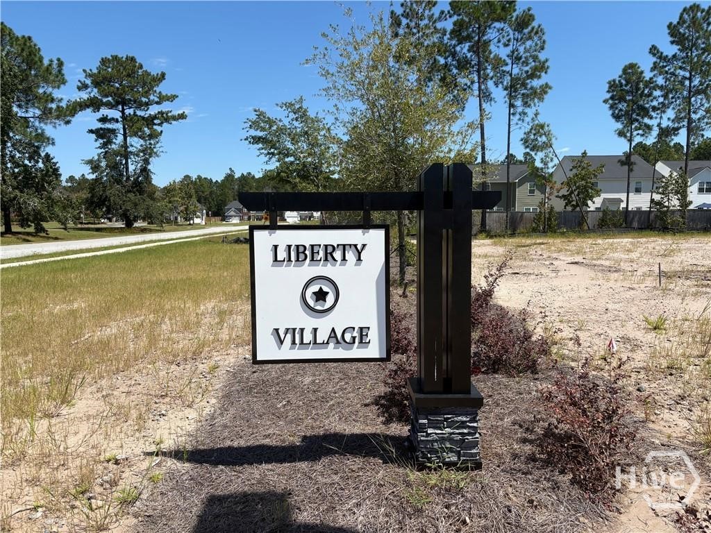 Homes for sale in Hinesville, GA | 145 Simms Way, Hinesville, GA 31313 | MLS# SA343186