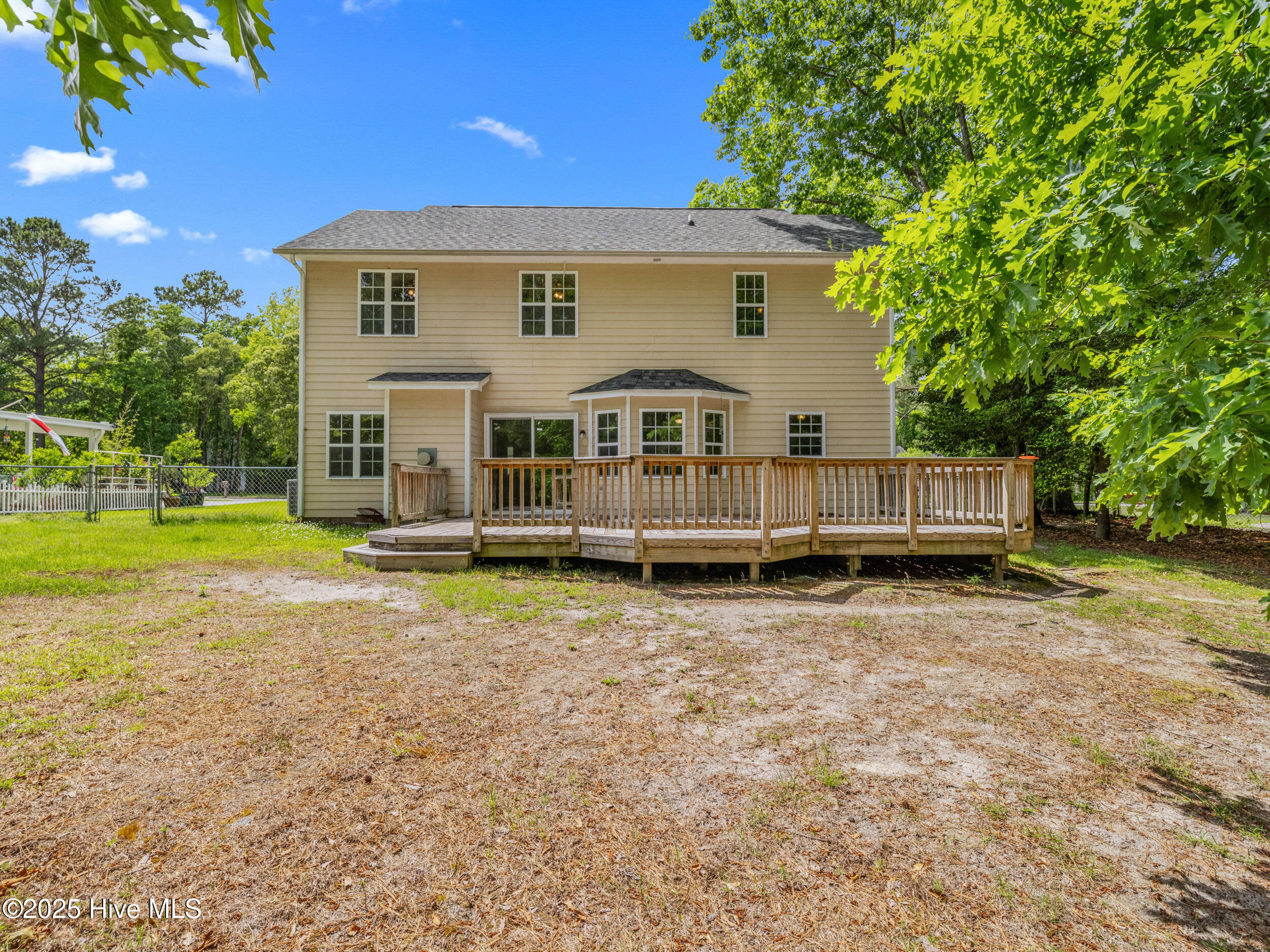 100554828 | Photo 46