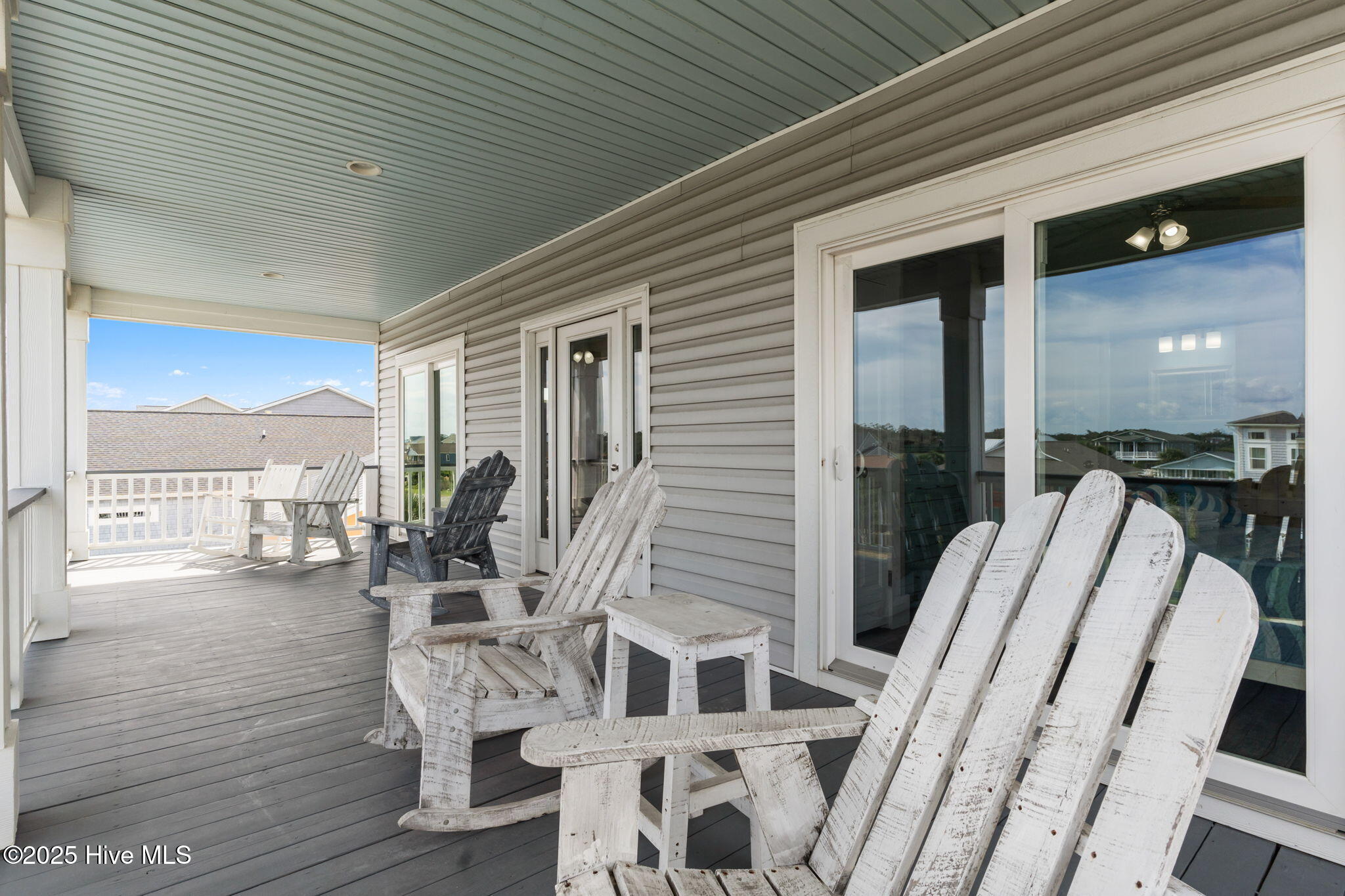 100528214 | Photo 31