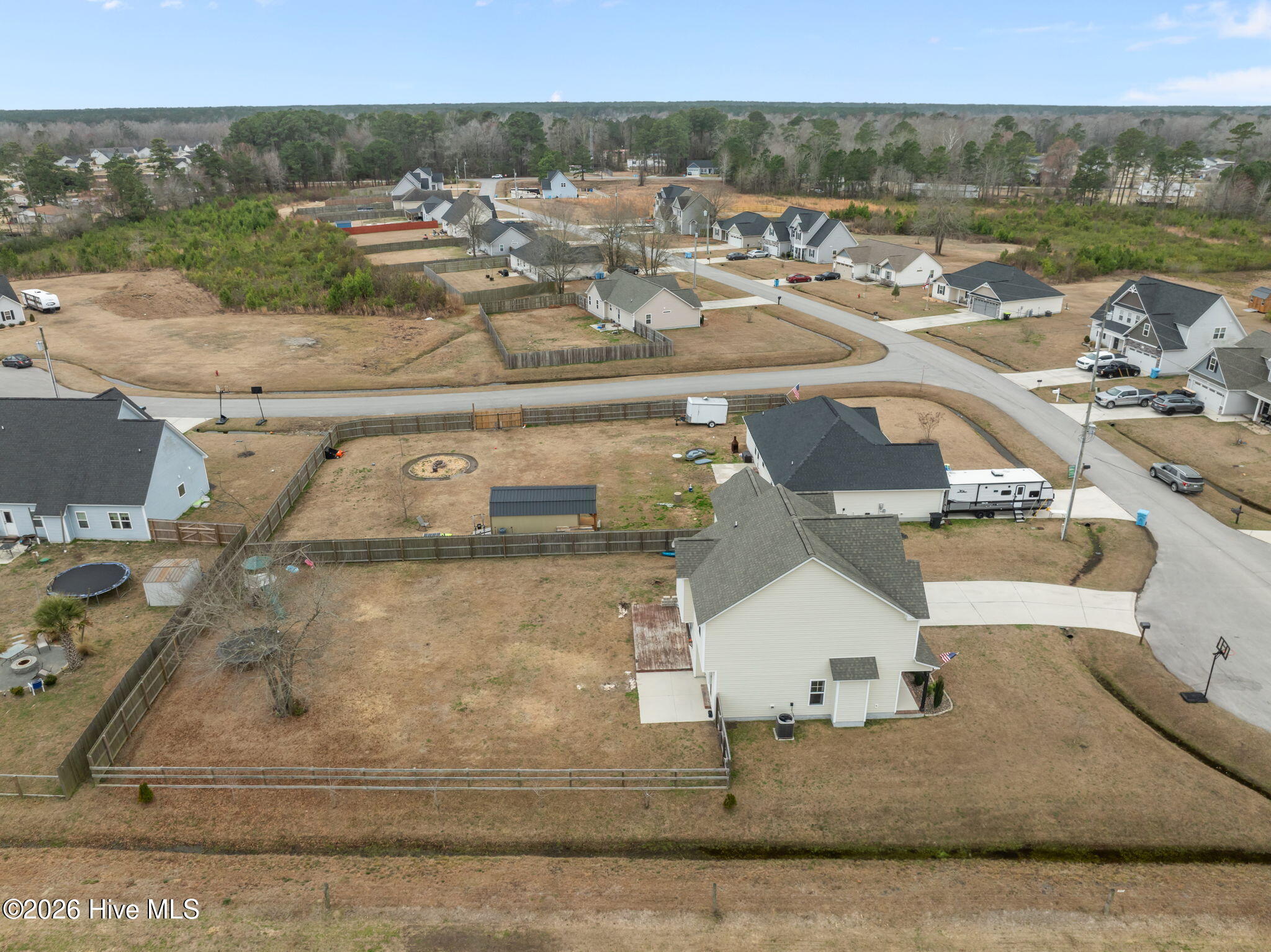 100557643 | Photo 53