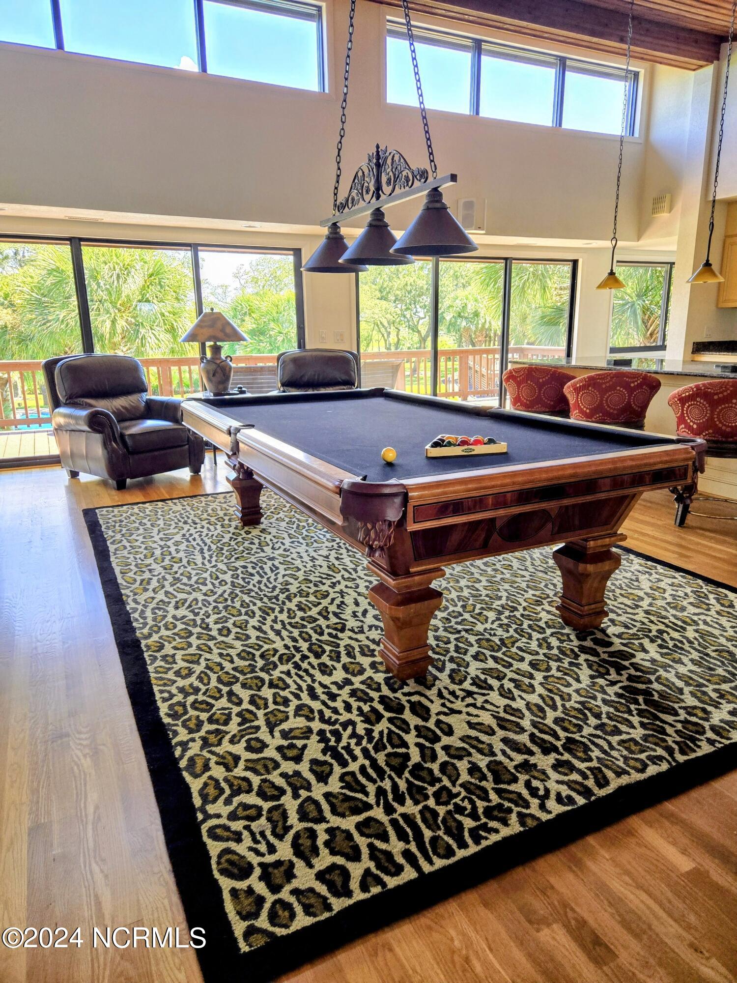 100463801 | Photo 15