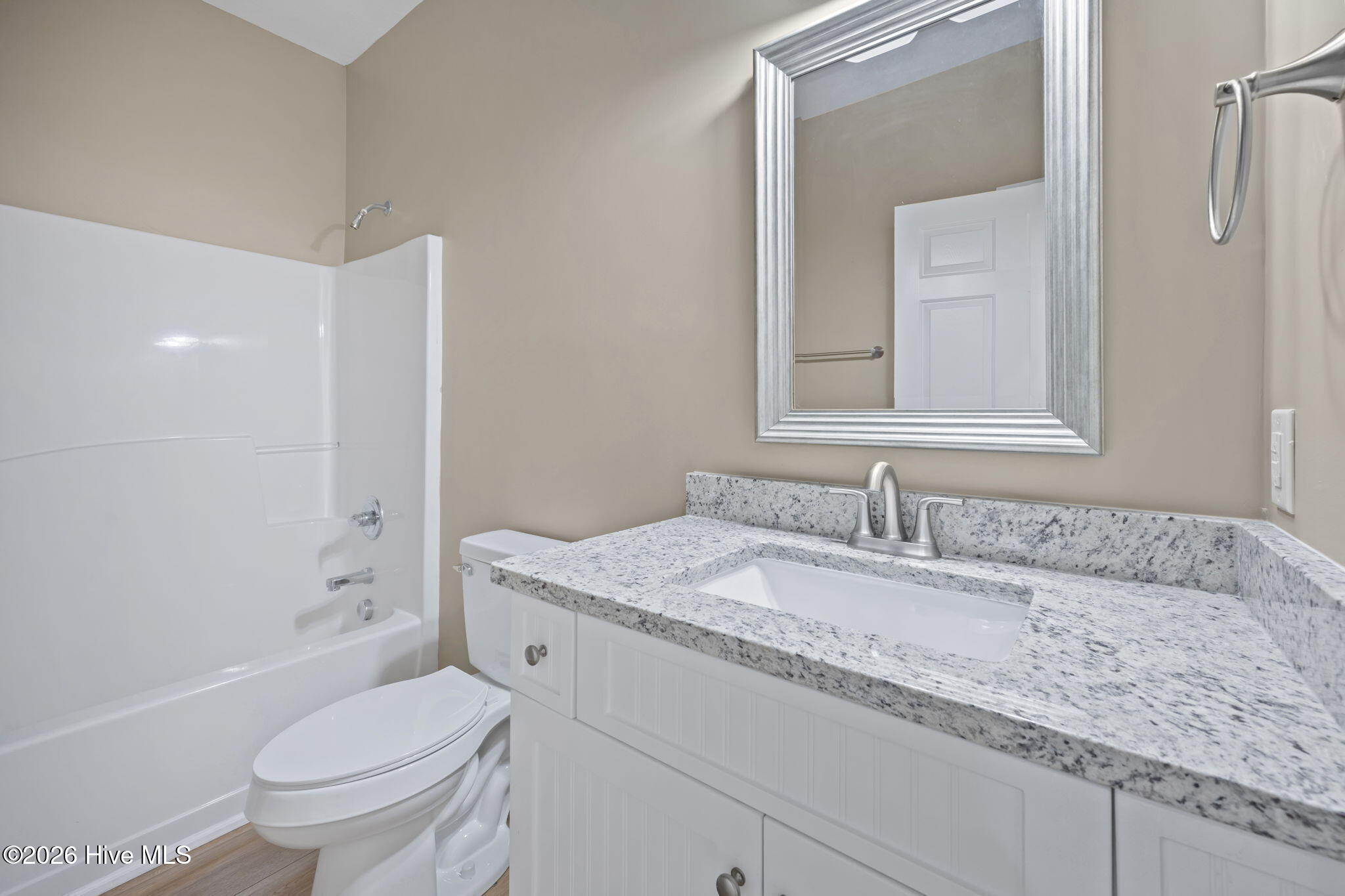 200 Lighthouse Lane UNIT B3, Cedar Point, NC, 28584