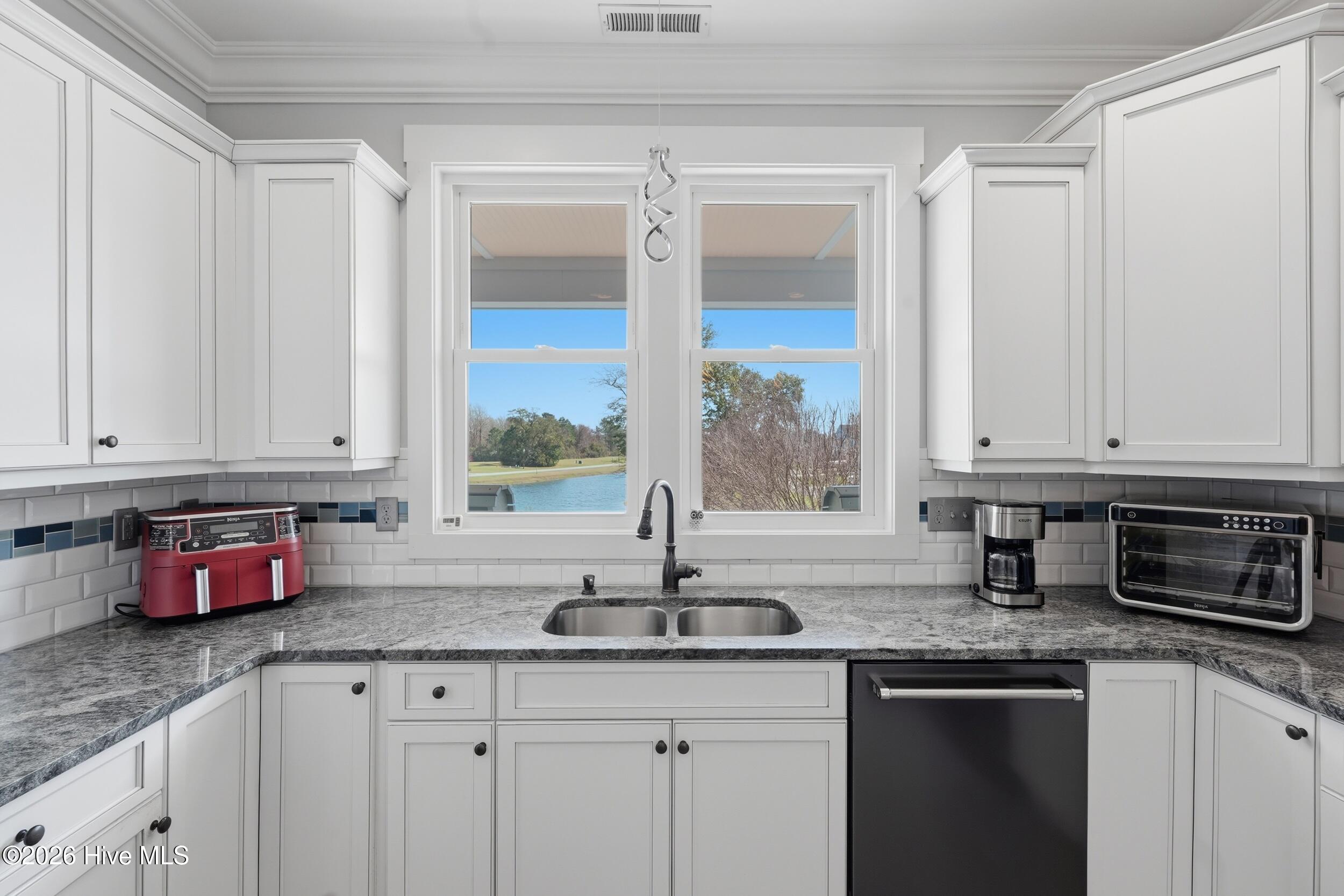 131 Everett Park Trail, Holly Ridge, NC, 28445