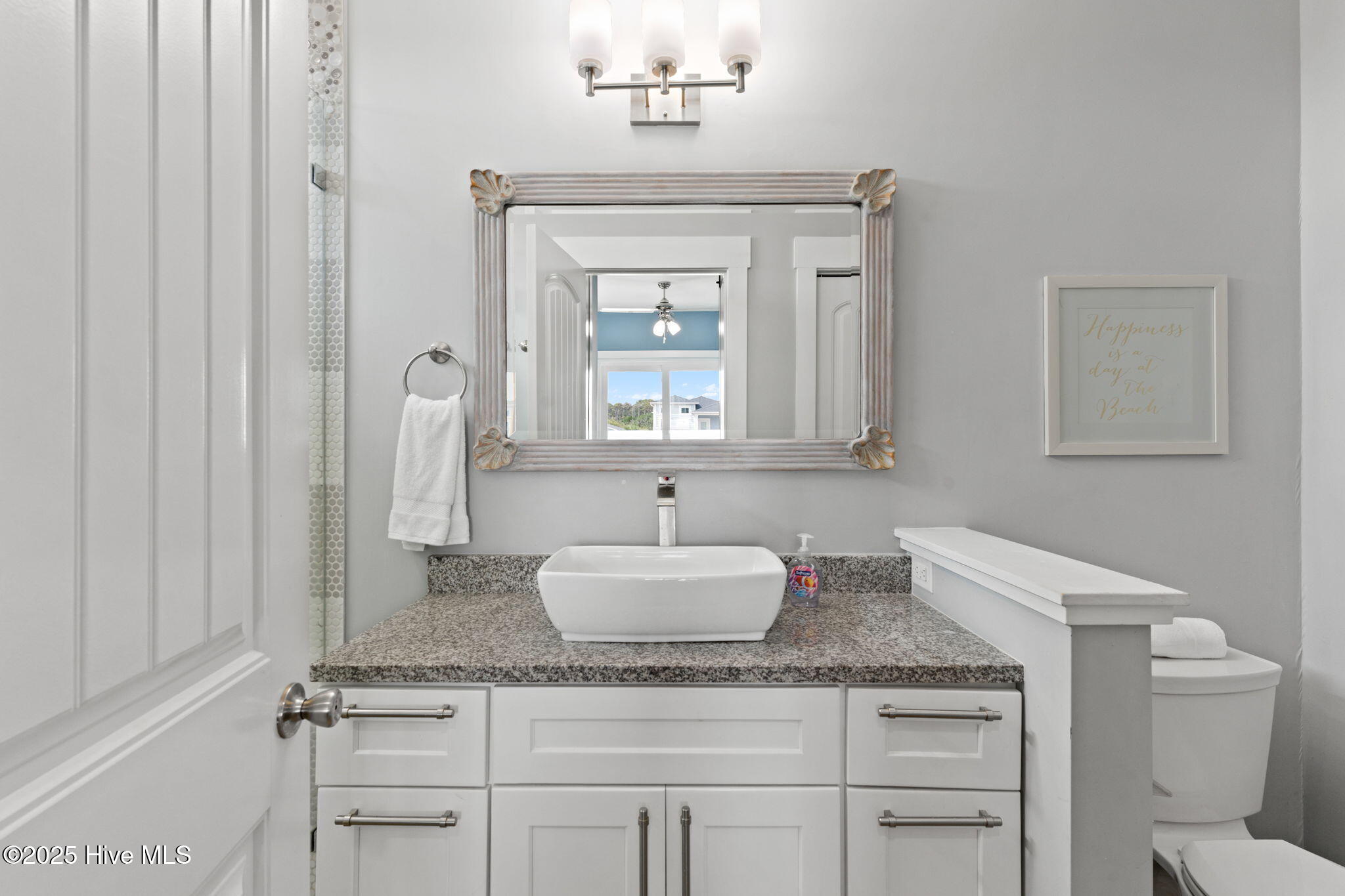 100528214 | Photo 39