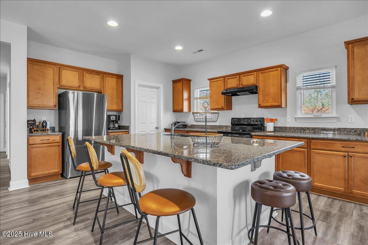 100532414 | Photo 11