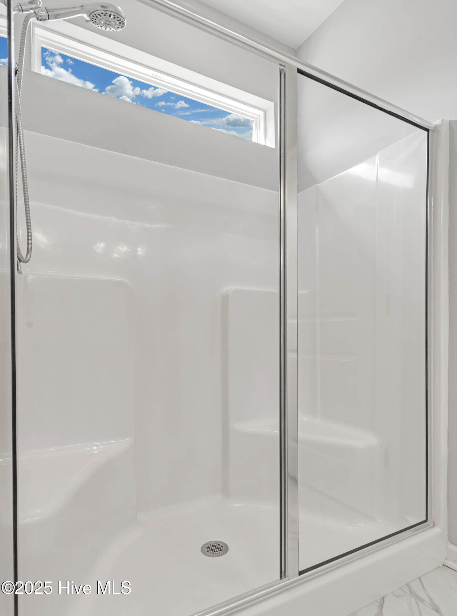 100544849 | Photo 28