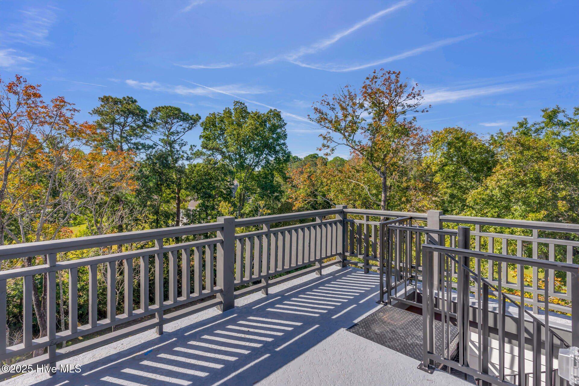 100539388 | Photo 32