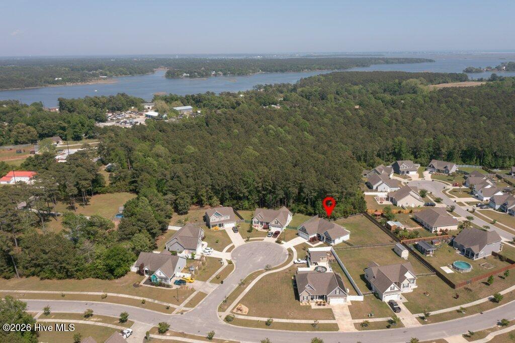 100569625 | Photo 61