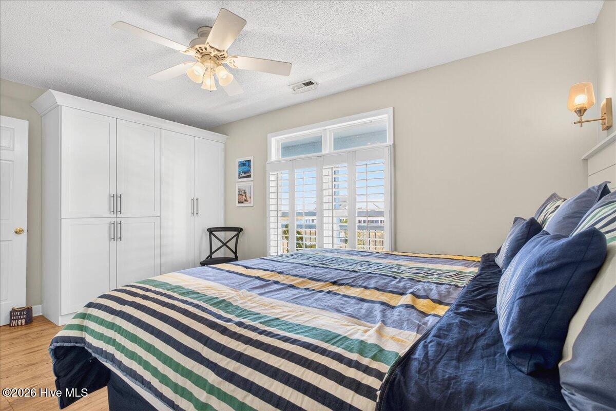 100549636 | Photo 31