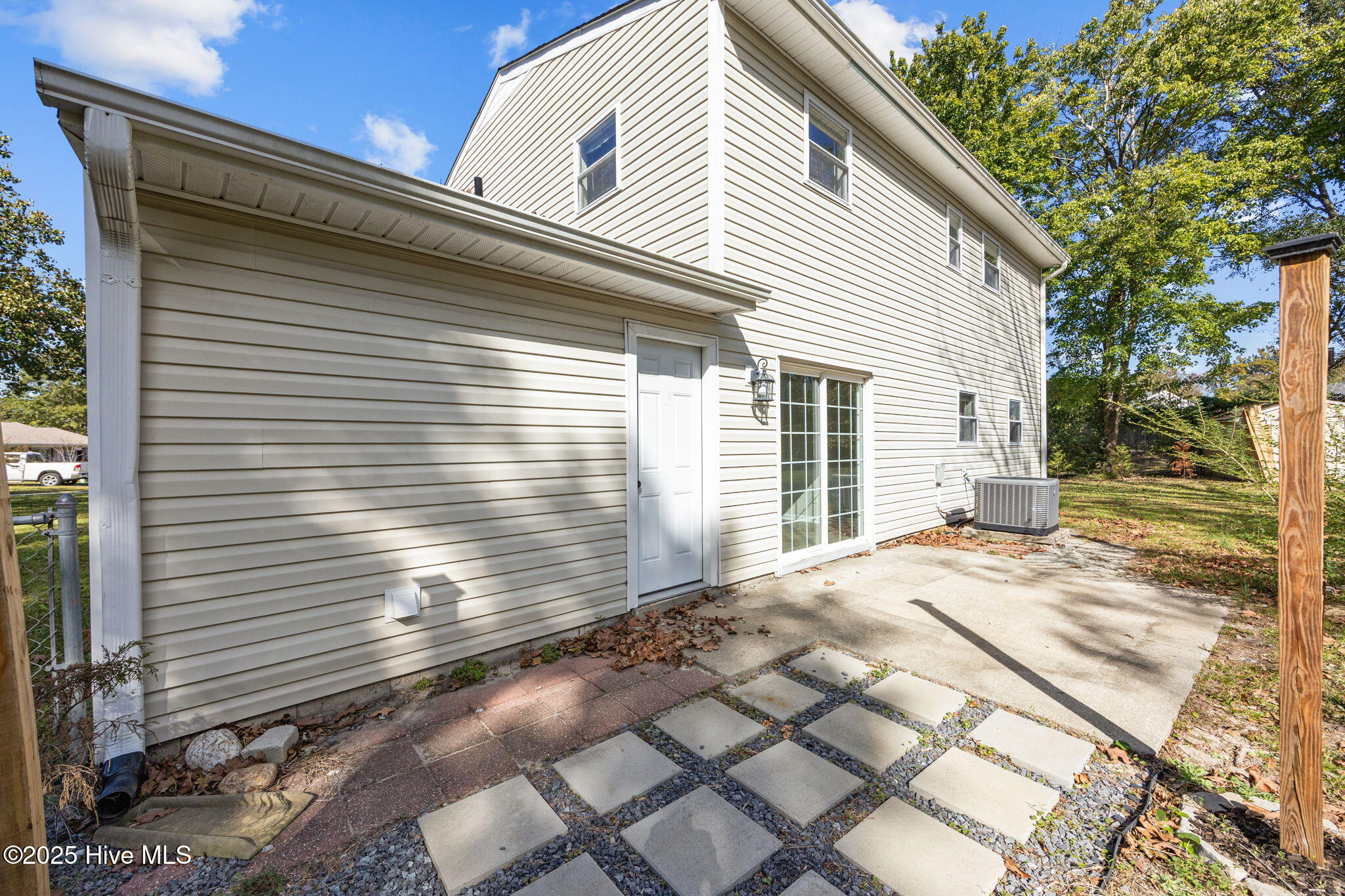 100539019 | Photo 31