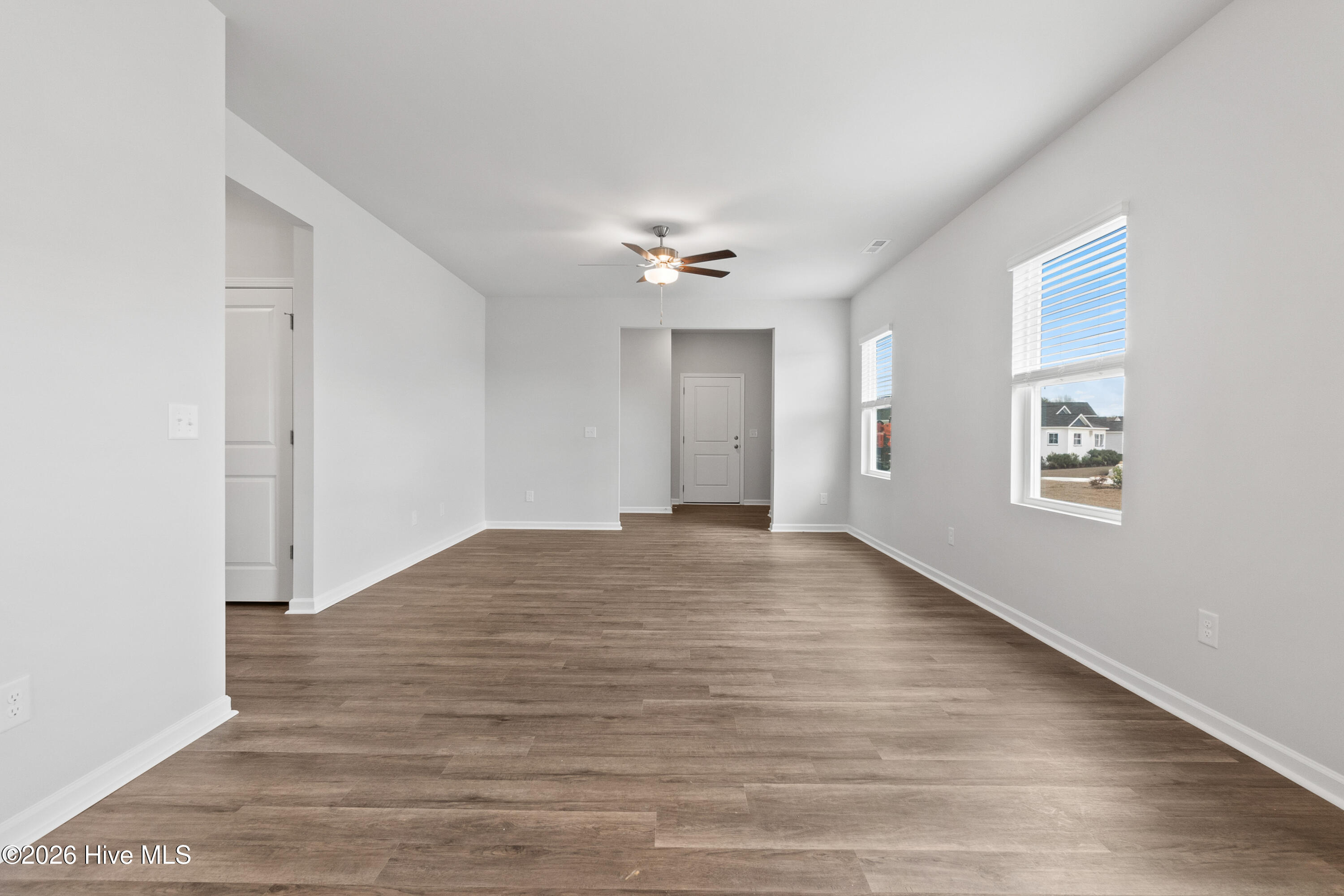 Photo of similar home.