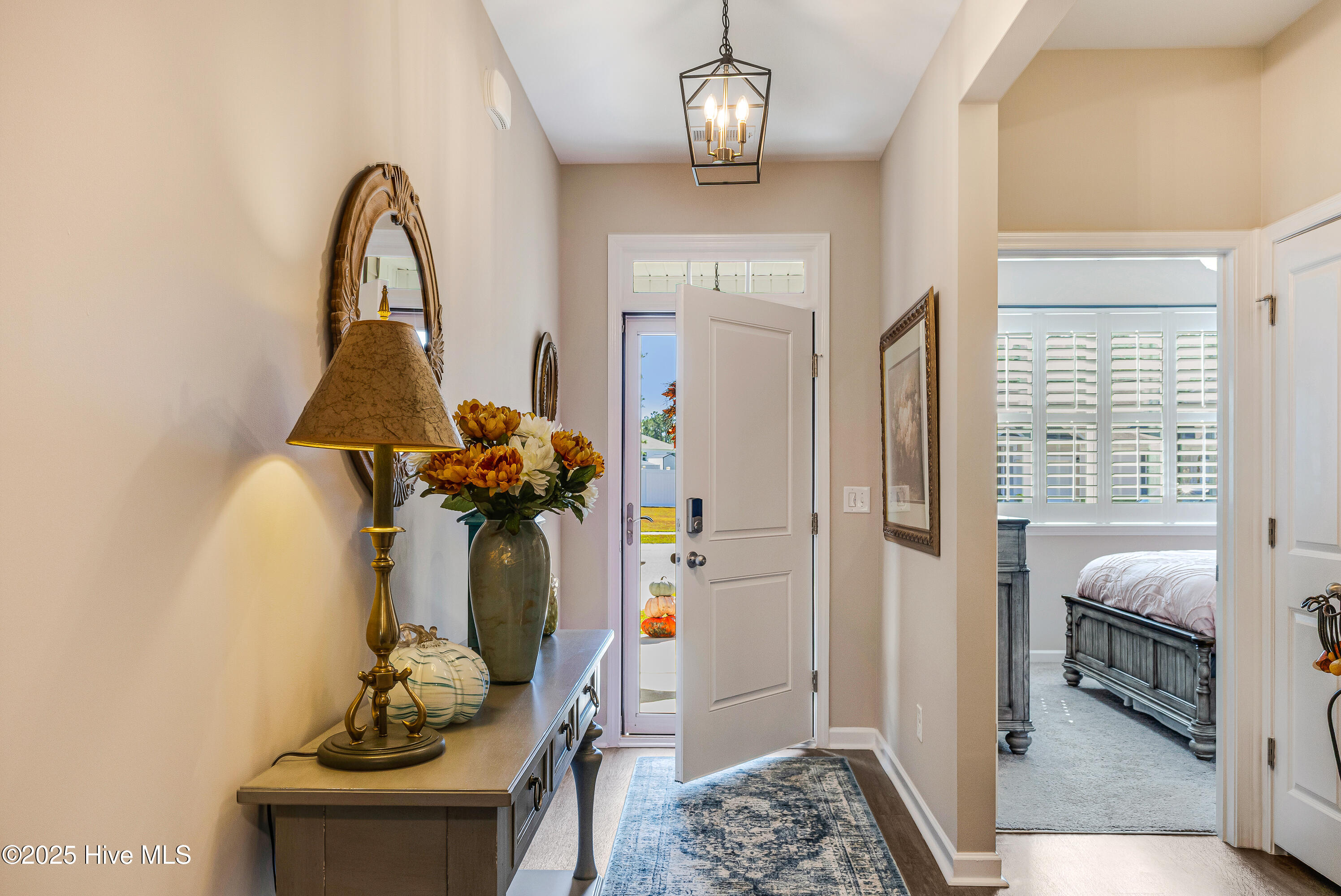 100537836 | Photo 11