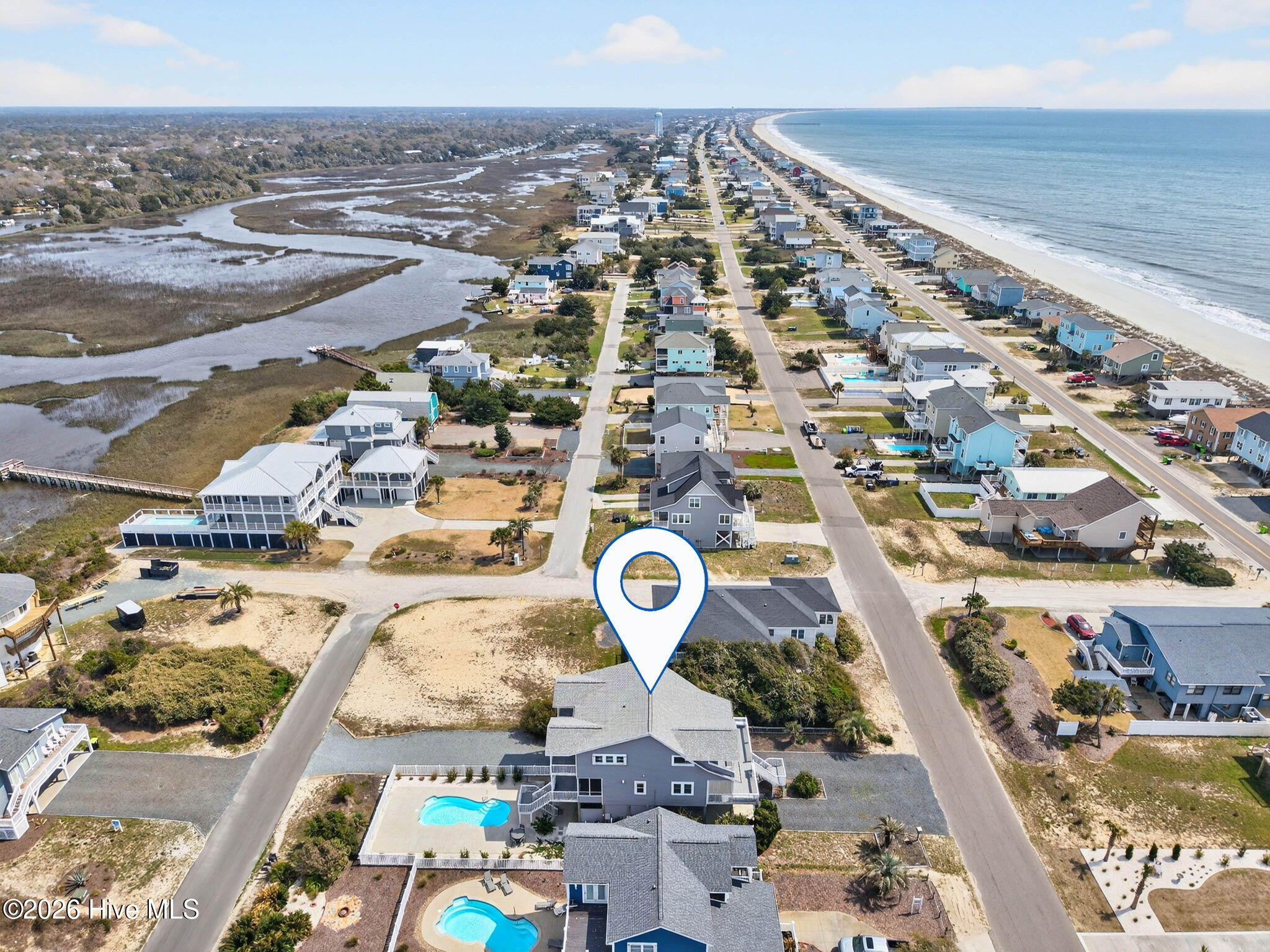 100562885 | Photo 51