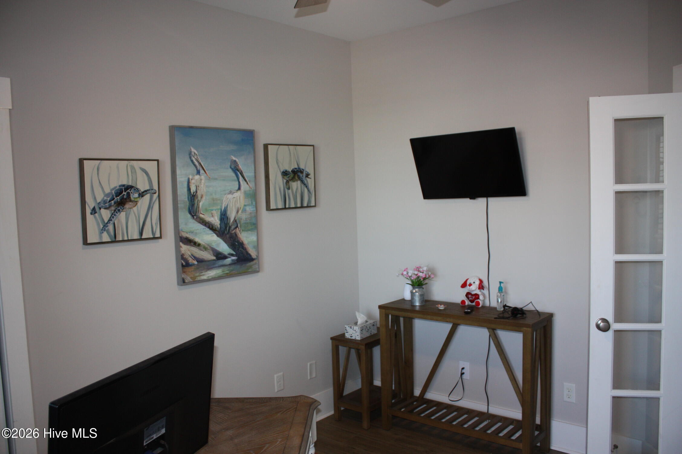 100555586 | Photo 14