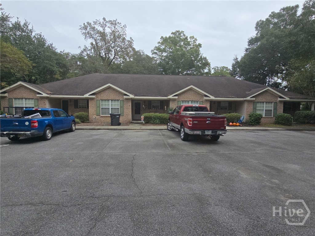 Photo 1 of Multi family home for sale at 1 Dogwood Ave, Savannah, GA 31410 | MLS# SA367344 | Listing updated on 2026-10-29