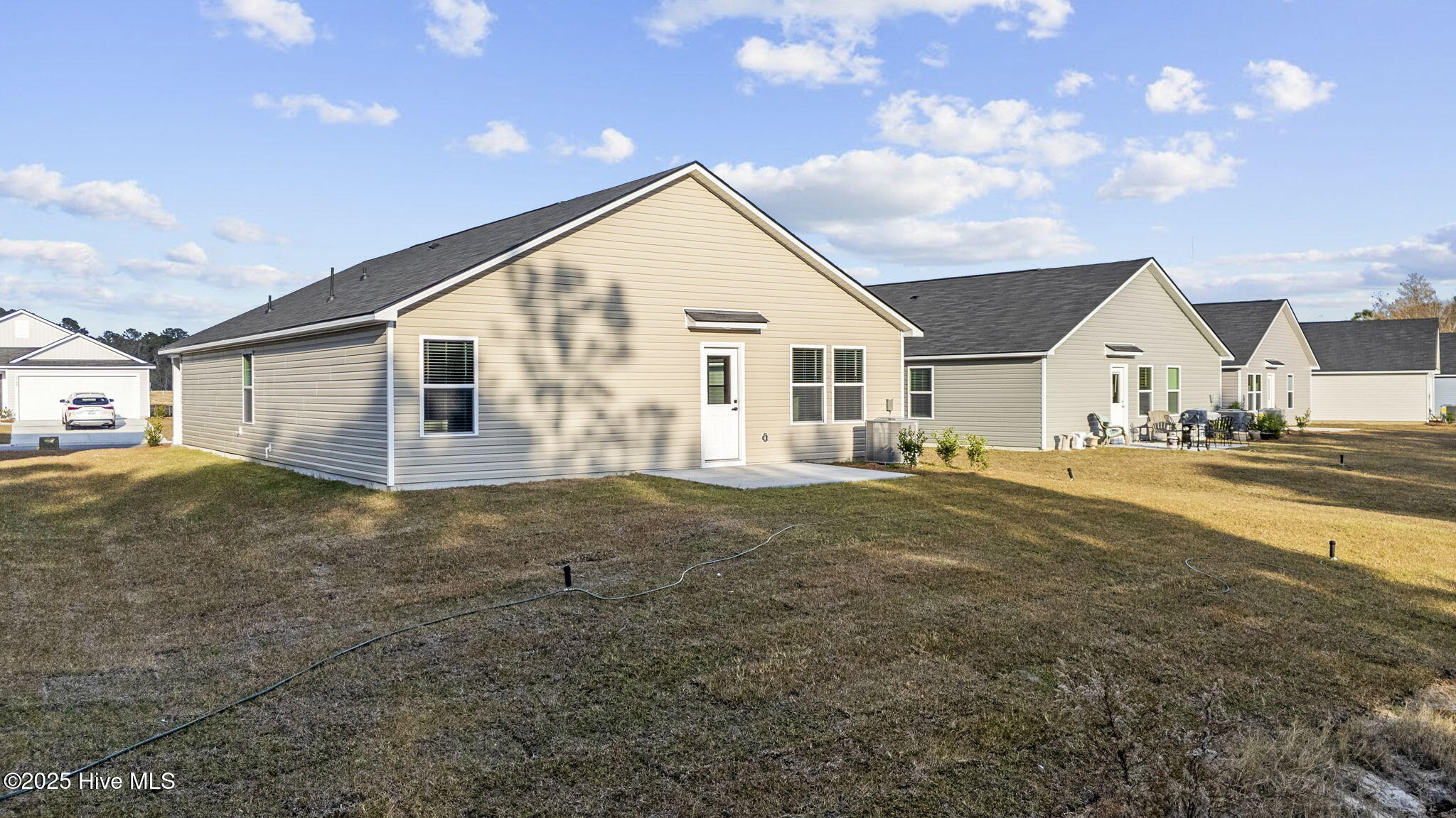 100544084 | Photo 53