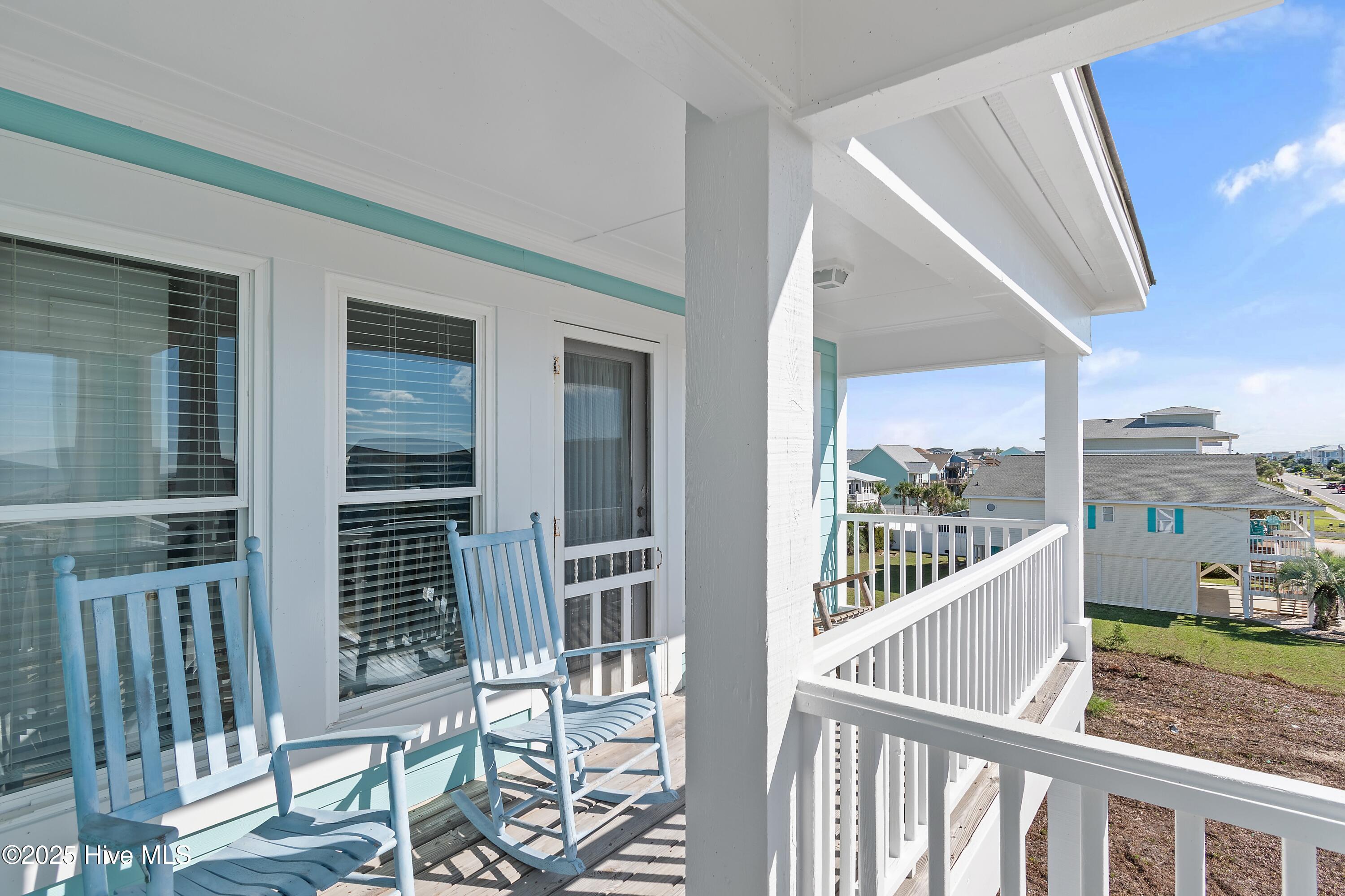 100536498 | Photo 51