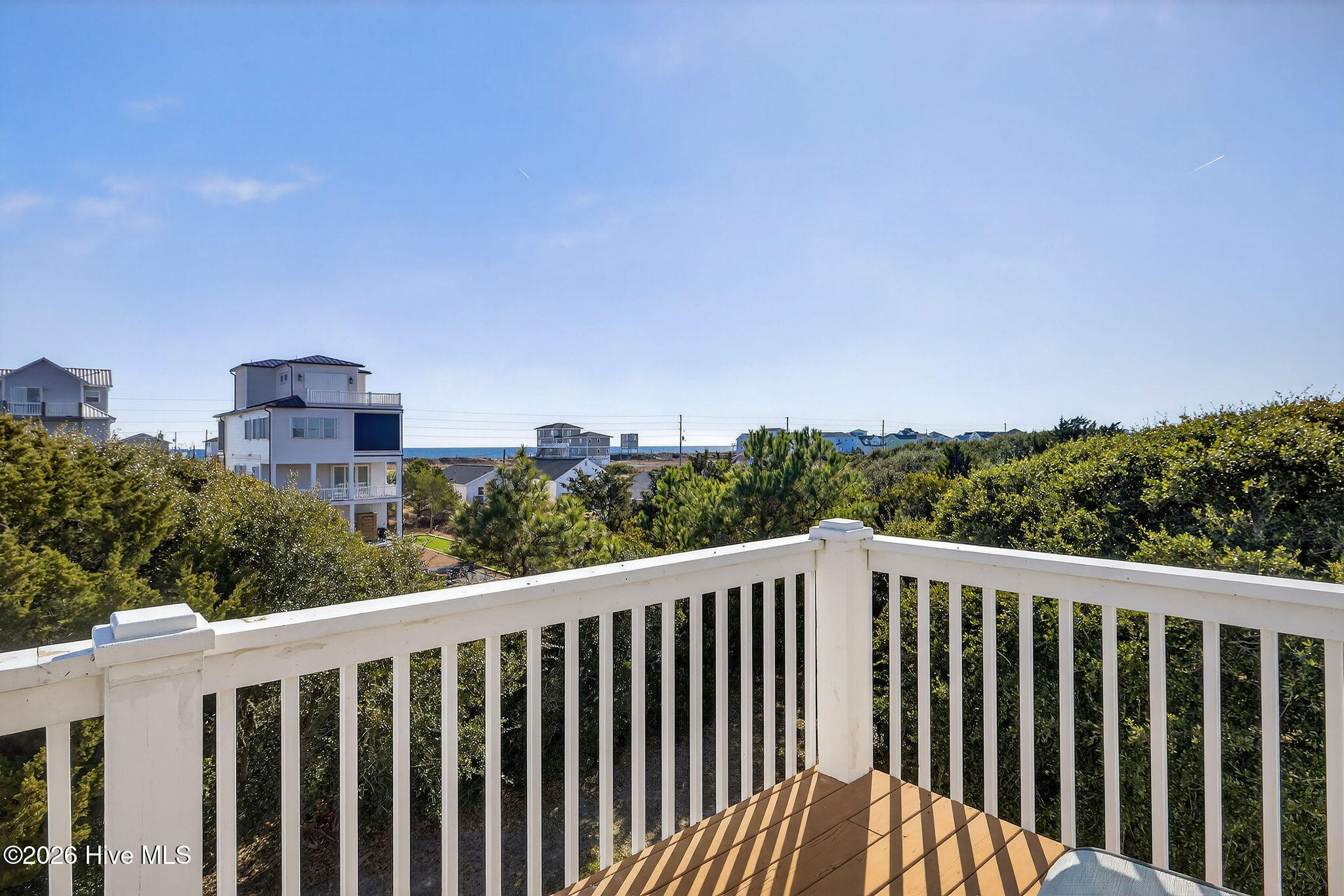 100549584 | Photo 16