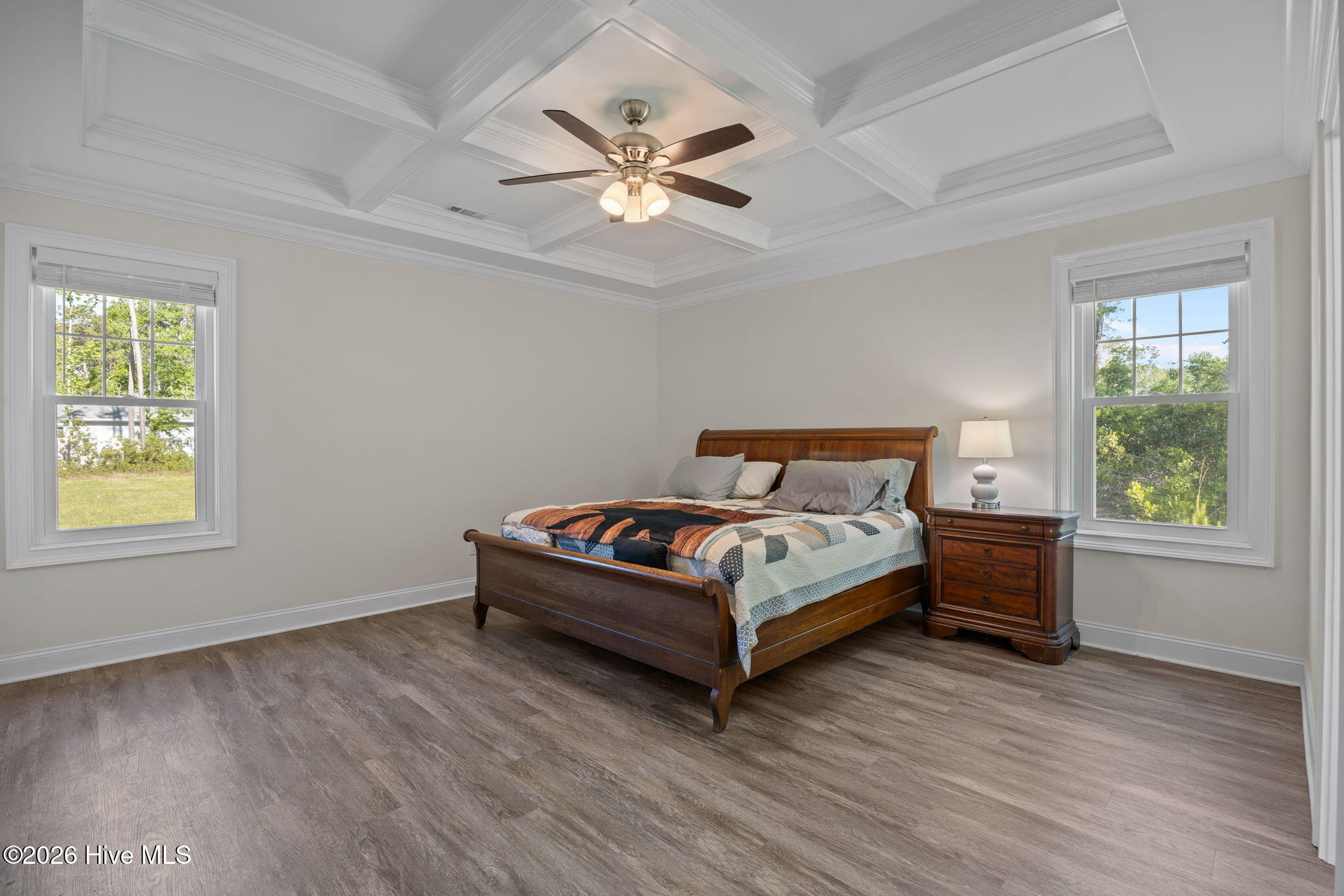 100568491 | Photo 23