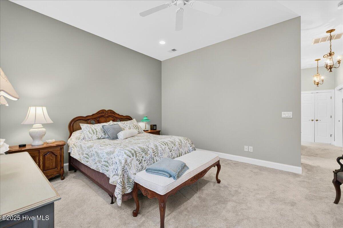 100540380 | Photo 36