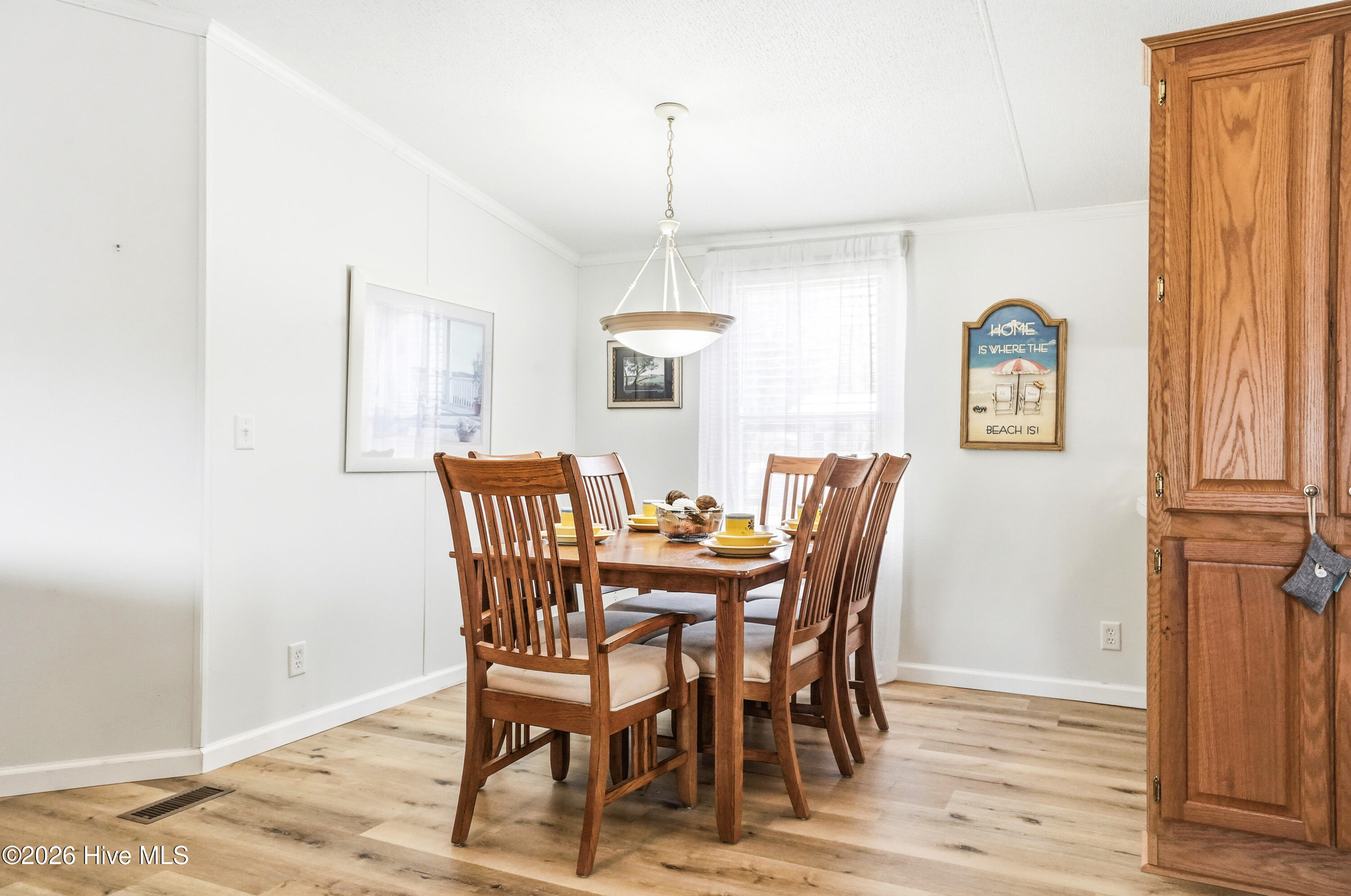 100565641 | Photo 15