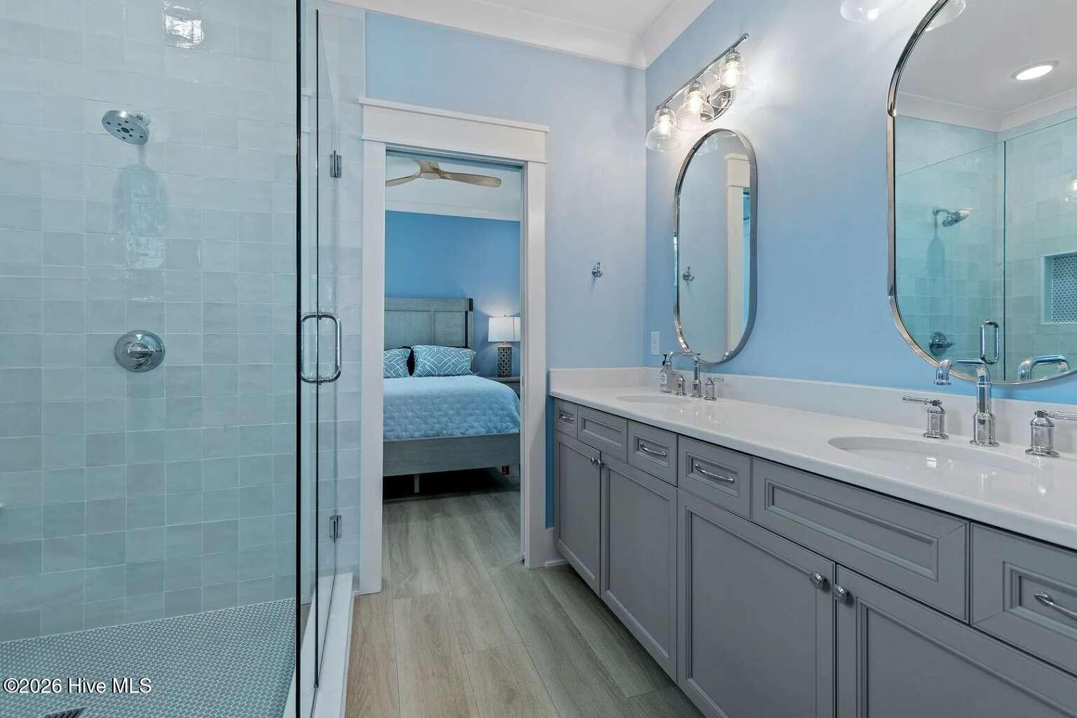 100551212 | Photo 24