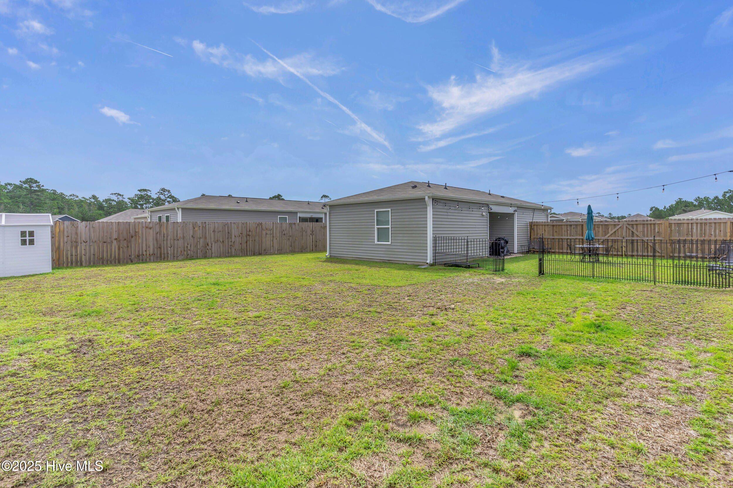 100525764 | Photo 28