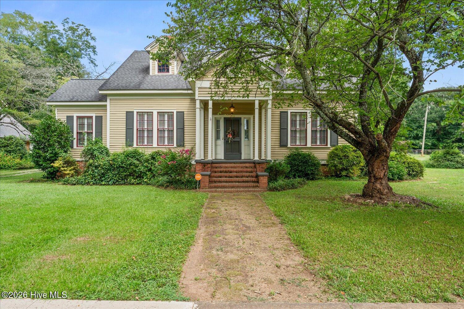 1st image of 216 S Laurel Ave, Greensboro, GA 30642 | MLS# 100596807