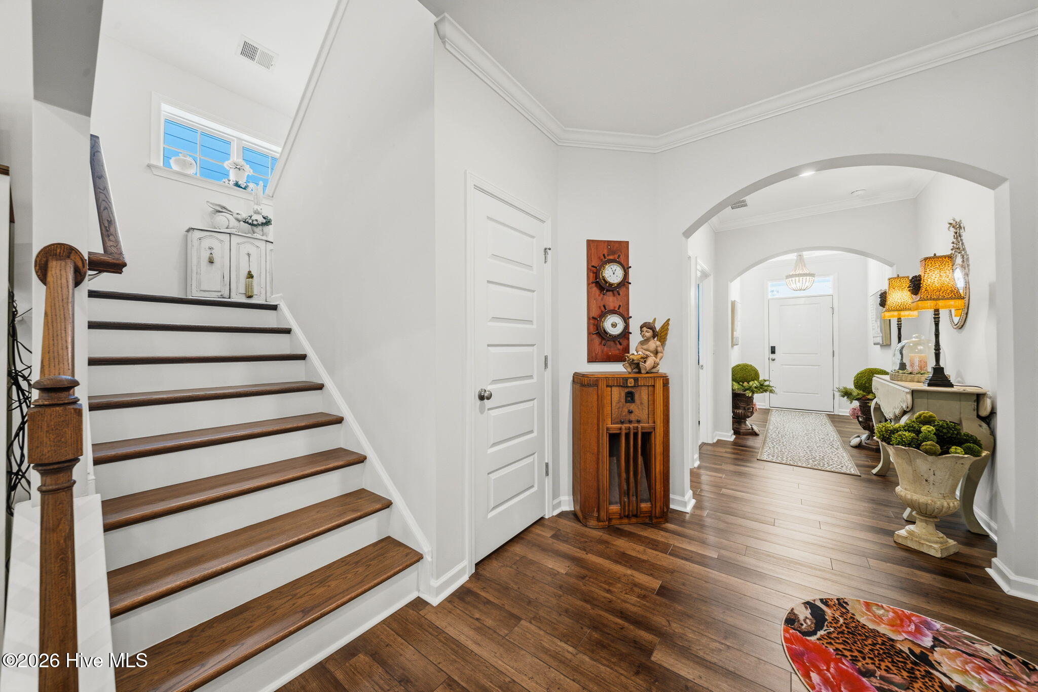 100568500 | Photo 40