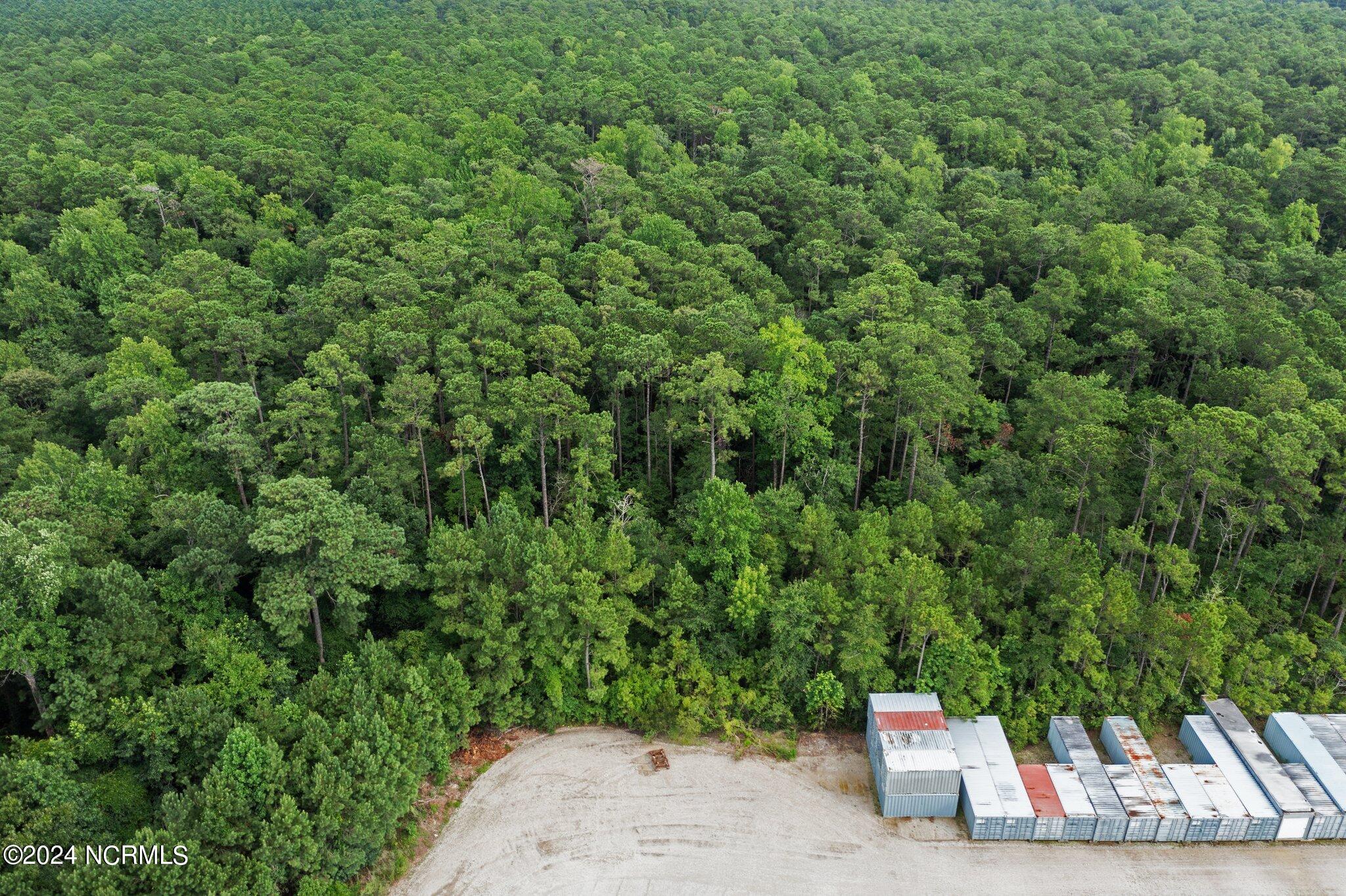 100405528 | Photo 25