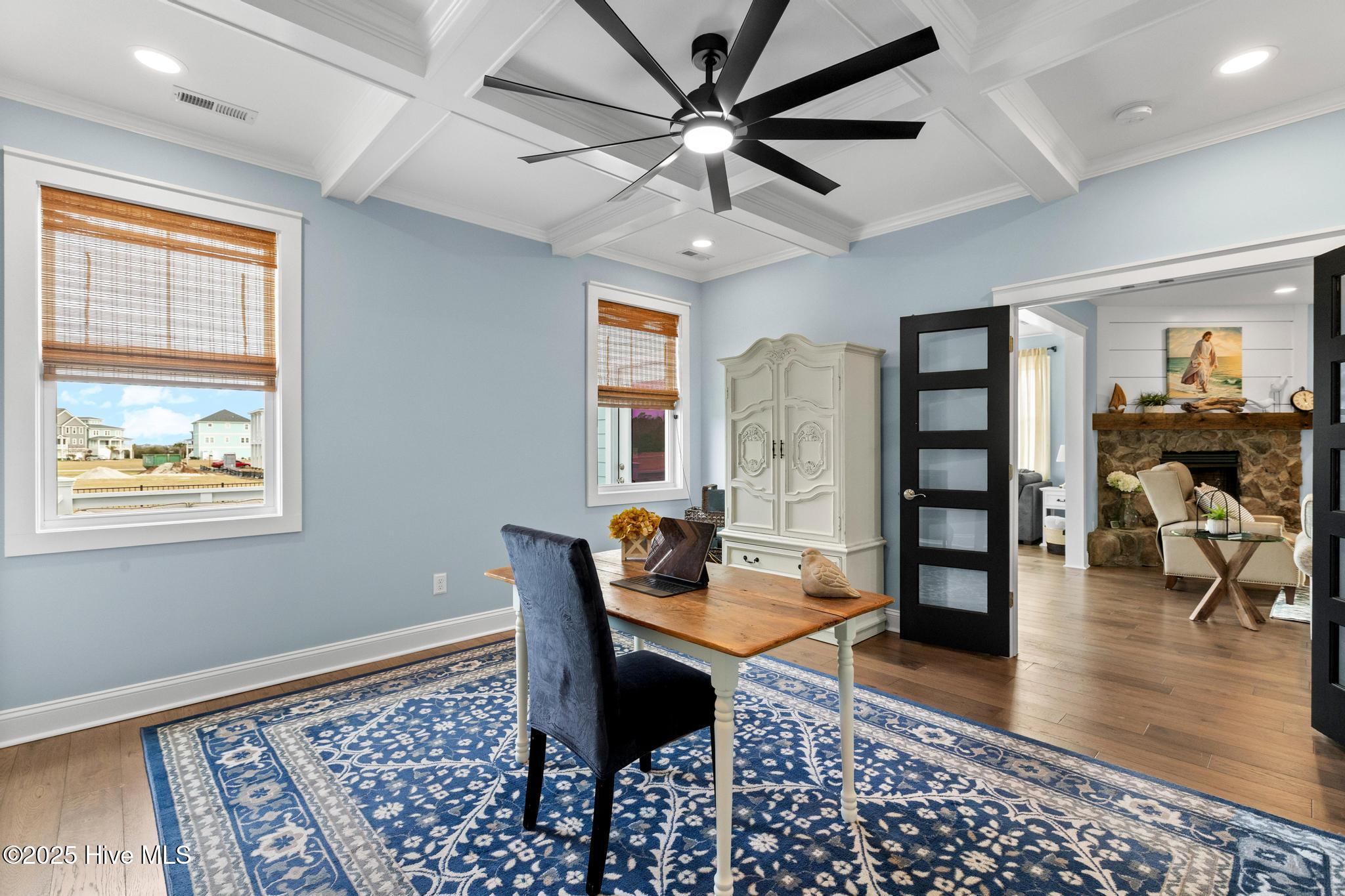 100554502 | Photo 22