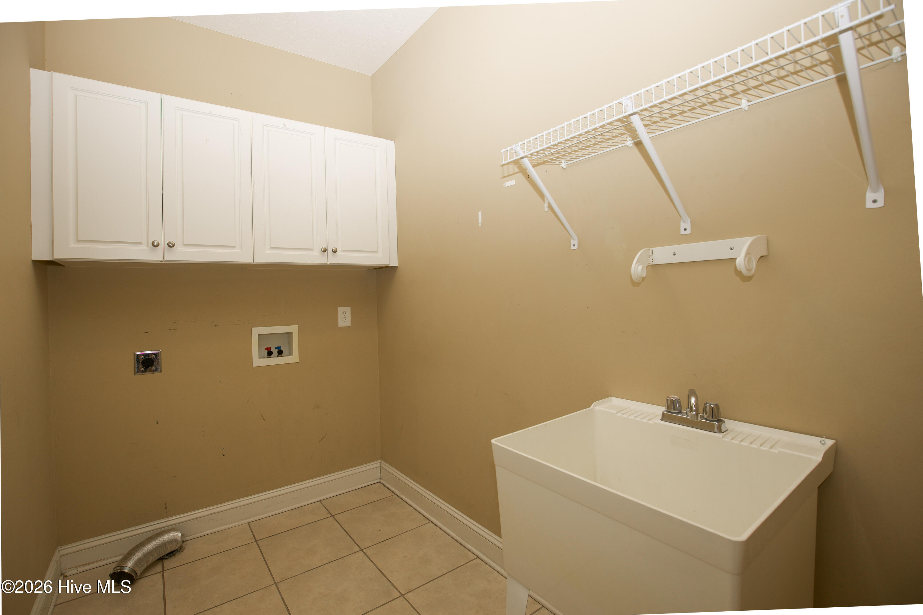 16 Montrose Ct-74