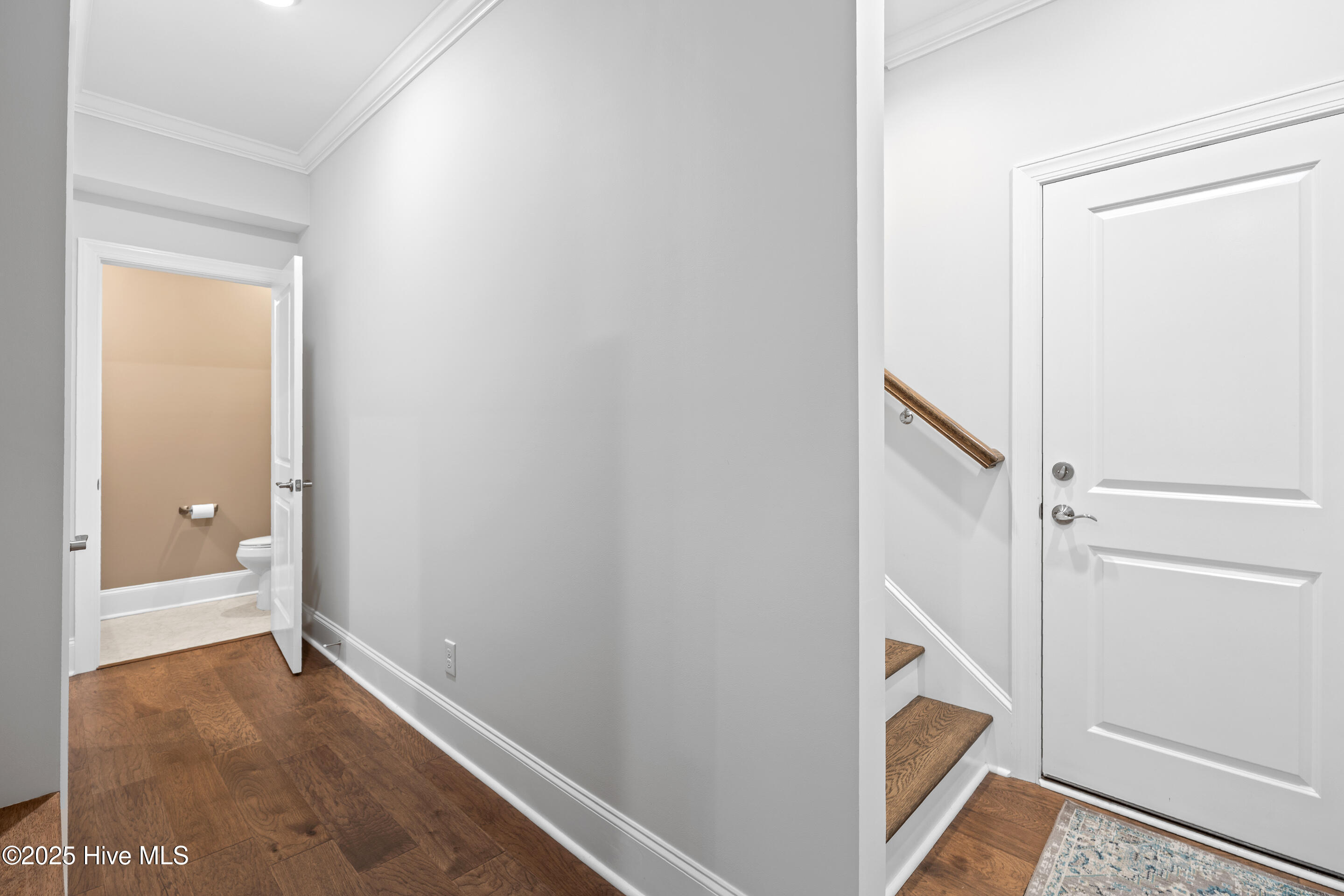 100545902 | Photo 42