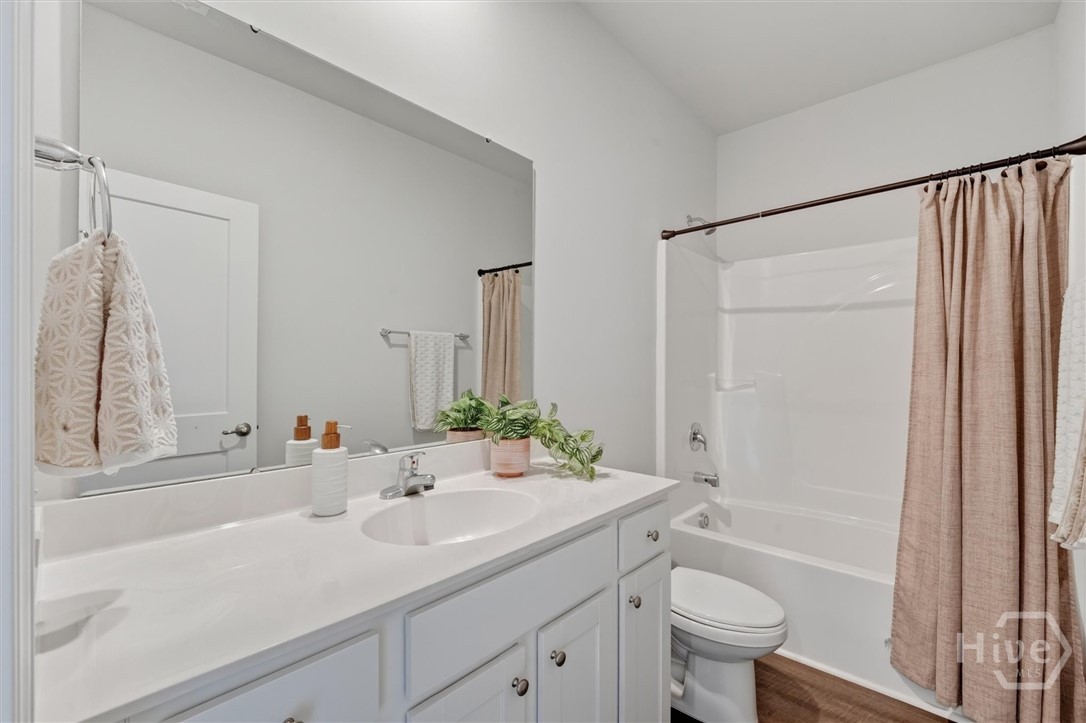 Hall Bathroom
