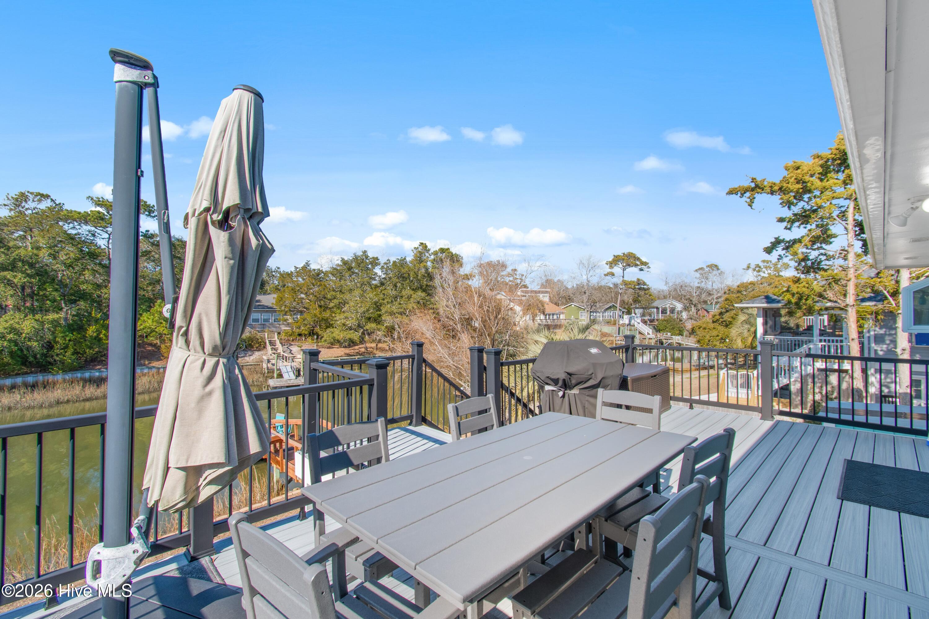 100550998 | Photo 44