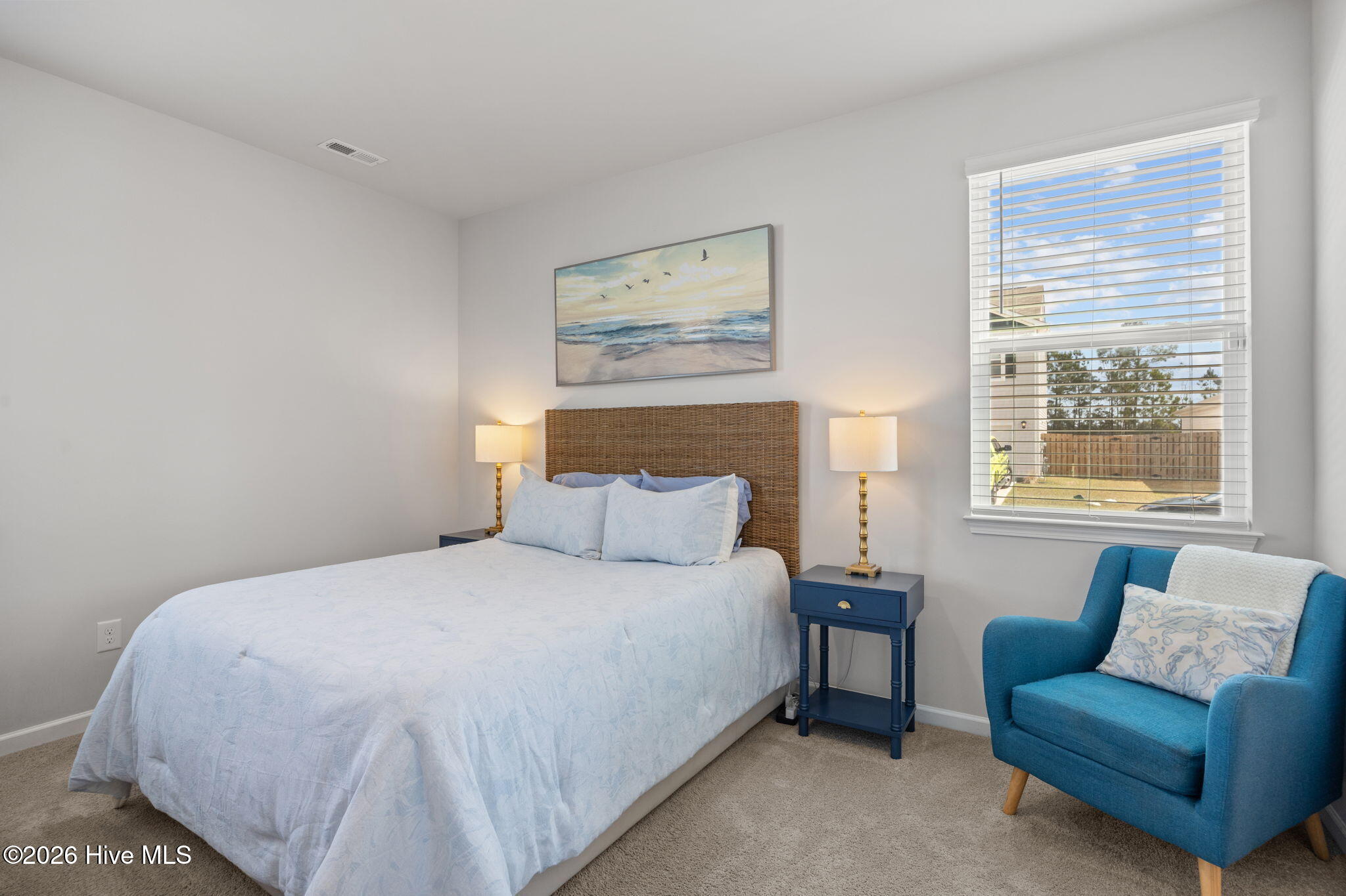 100558502 | Photo 12