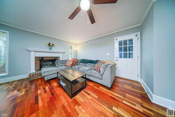 006-680x453-photo