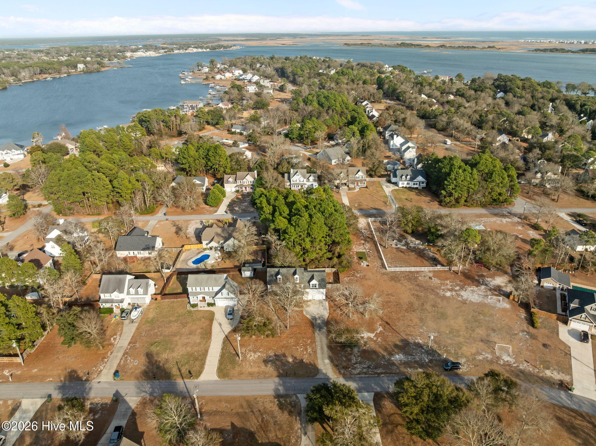 100547961 | Photo 53