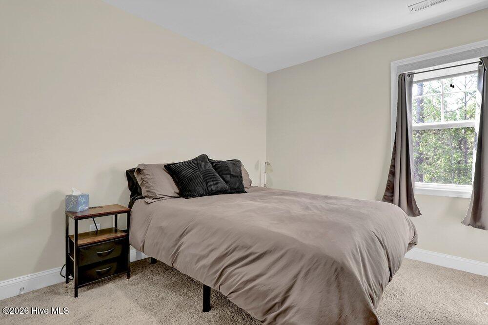 100568323 | Photo 22