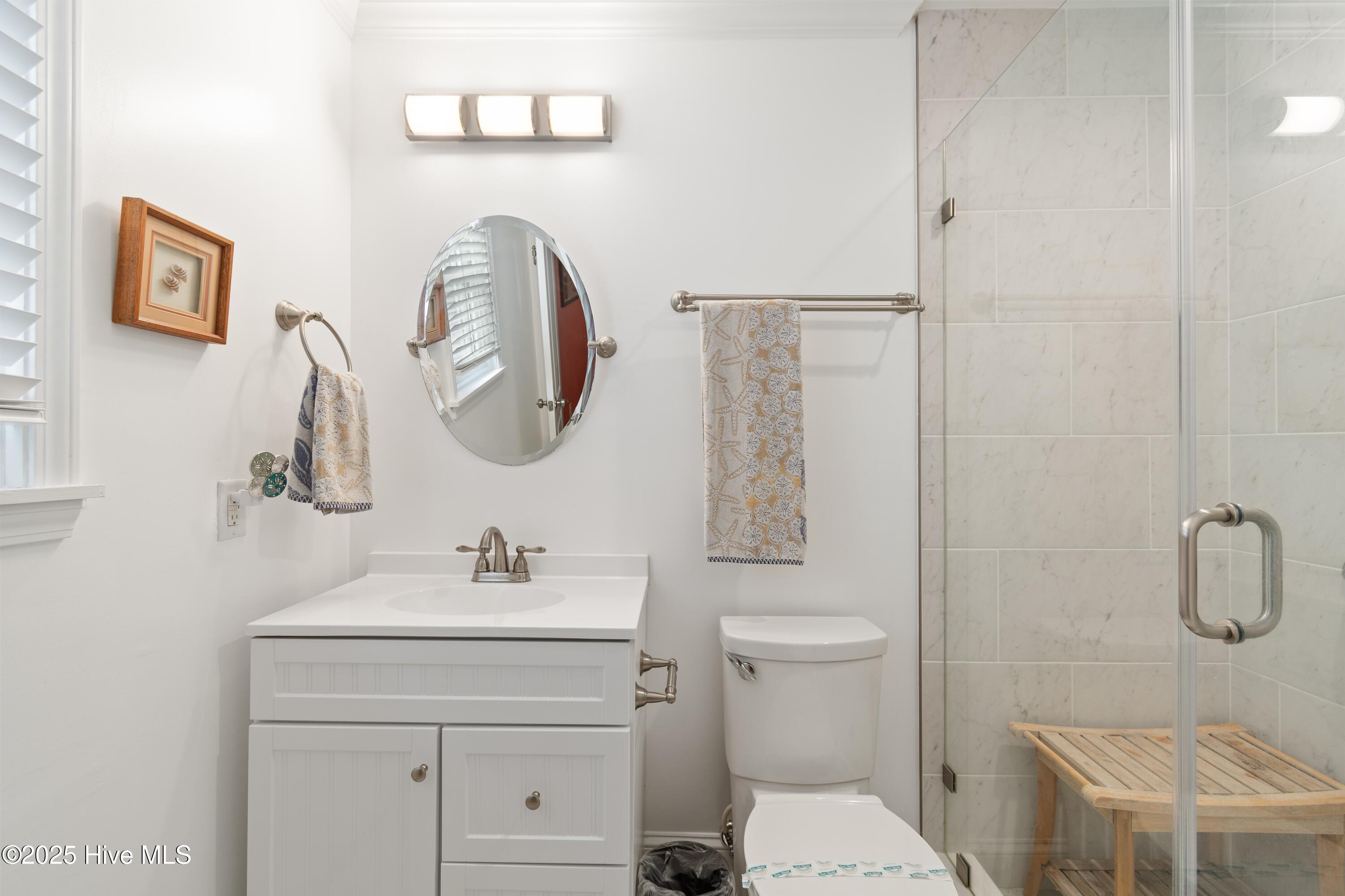 100535762 | Photo 57